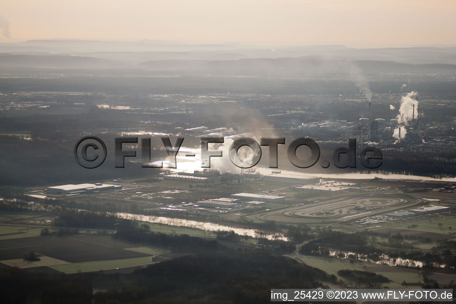 Wörth am Rhein, 'Industriegebiet Oberwald im Bundesland Rheinland-Pfalz, Deutschland vom Flugzeug aus