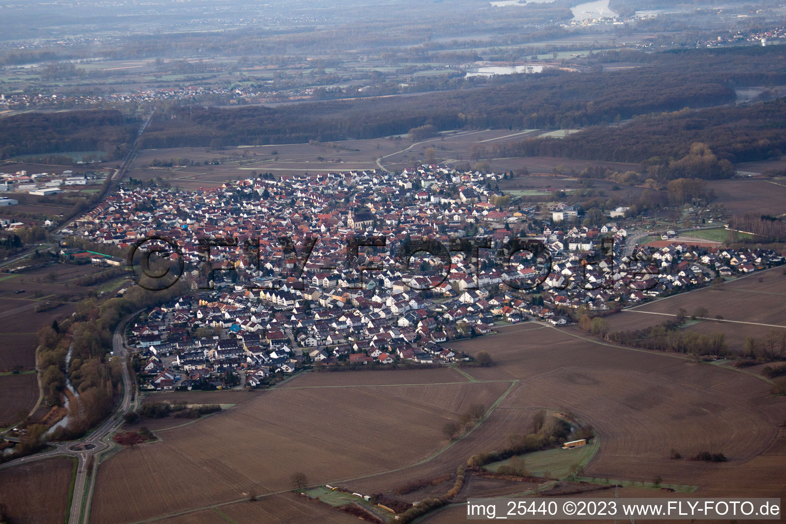 Ortsteil Maximiliansau in Wörth am Rhein im Bundesland Rheinland-Pfalz, Deutschland vom Flugzeug aus
