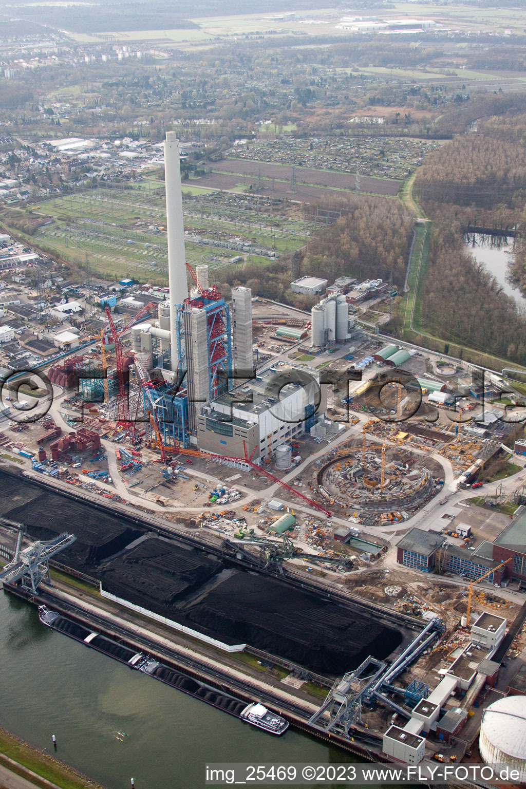 Luftaufnahme von Karlsruhe Rheinhafen, ENBW Kraftwerk im Bundesland Baden-Württemberg, Deutschland