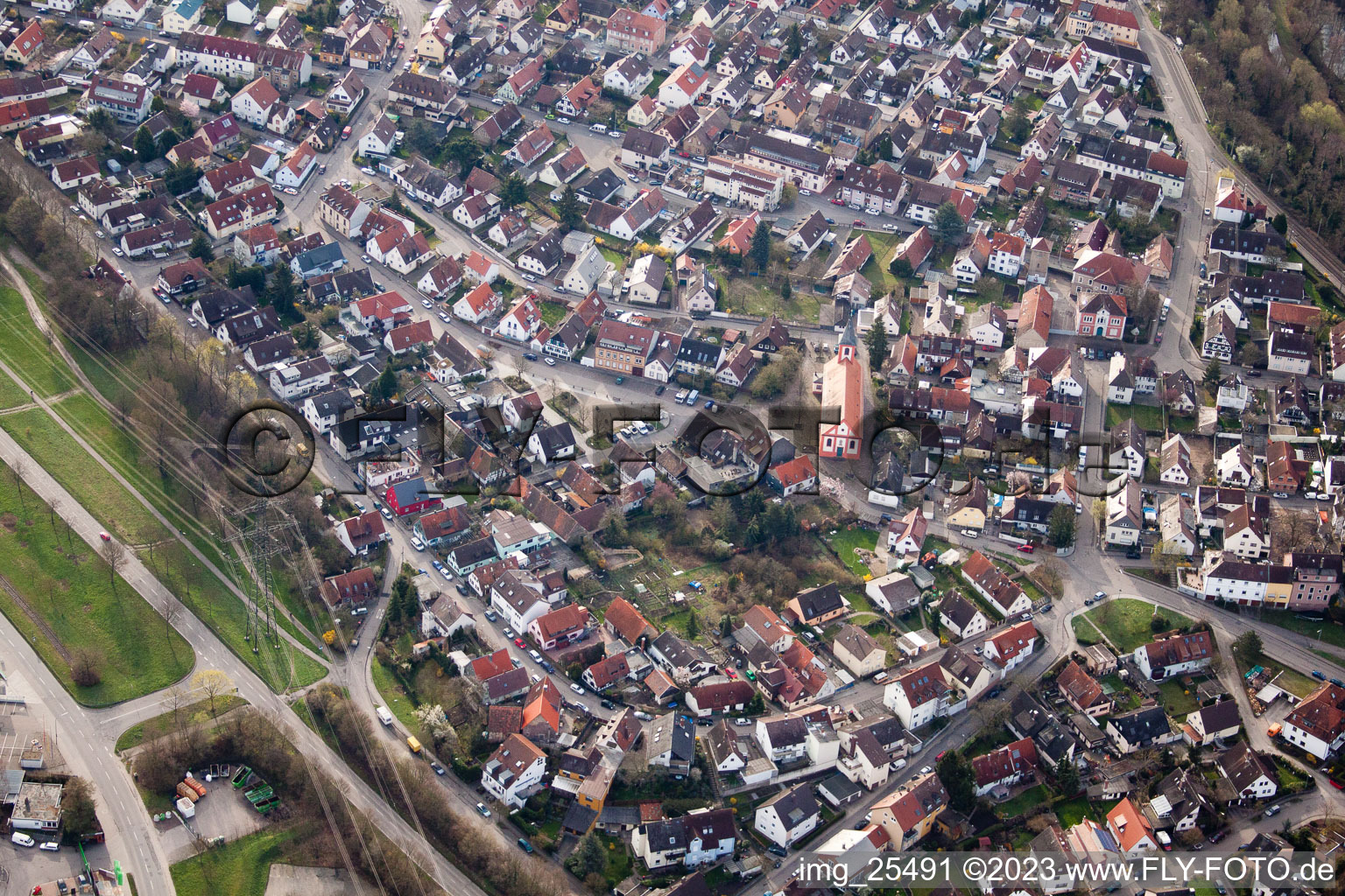 Luftaufnahme von St. Valentin im Ortsteil Daxlanden in Karlsruhe im Bundesland Baden-Württemberg, Deutschland