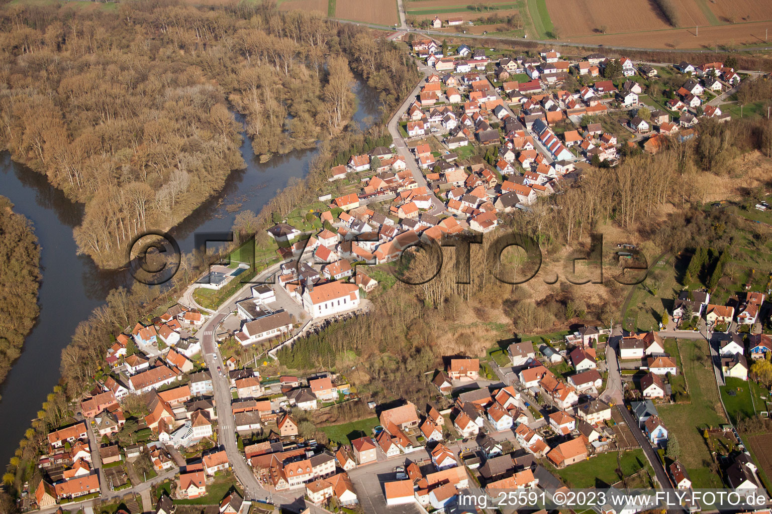 Munchhausen (Elsass) im Bundesland Bas-Rhin, Frankreich aus der Vogelperspektive