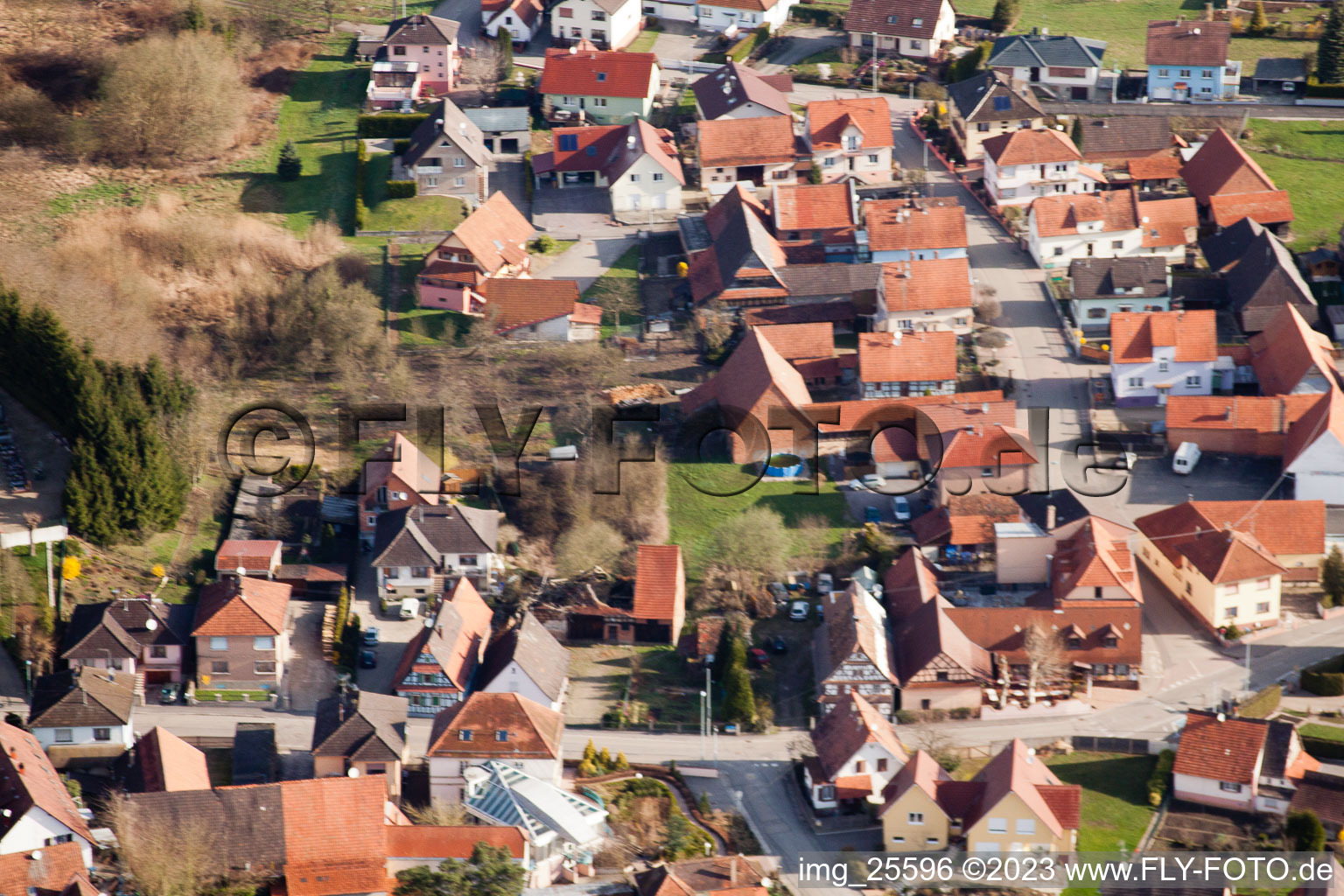 Munchhausen (Elsass) im Bundesland Bas-Rhin, Frankreich von einer Drohne aus