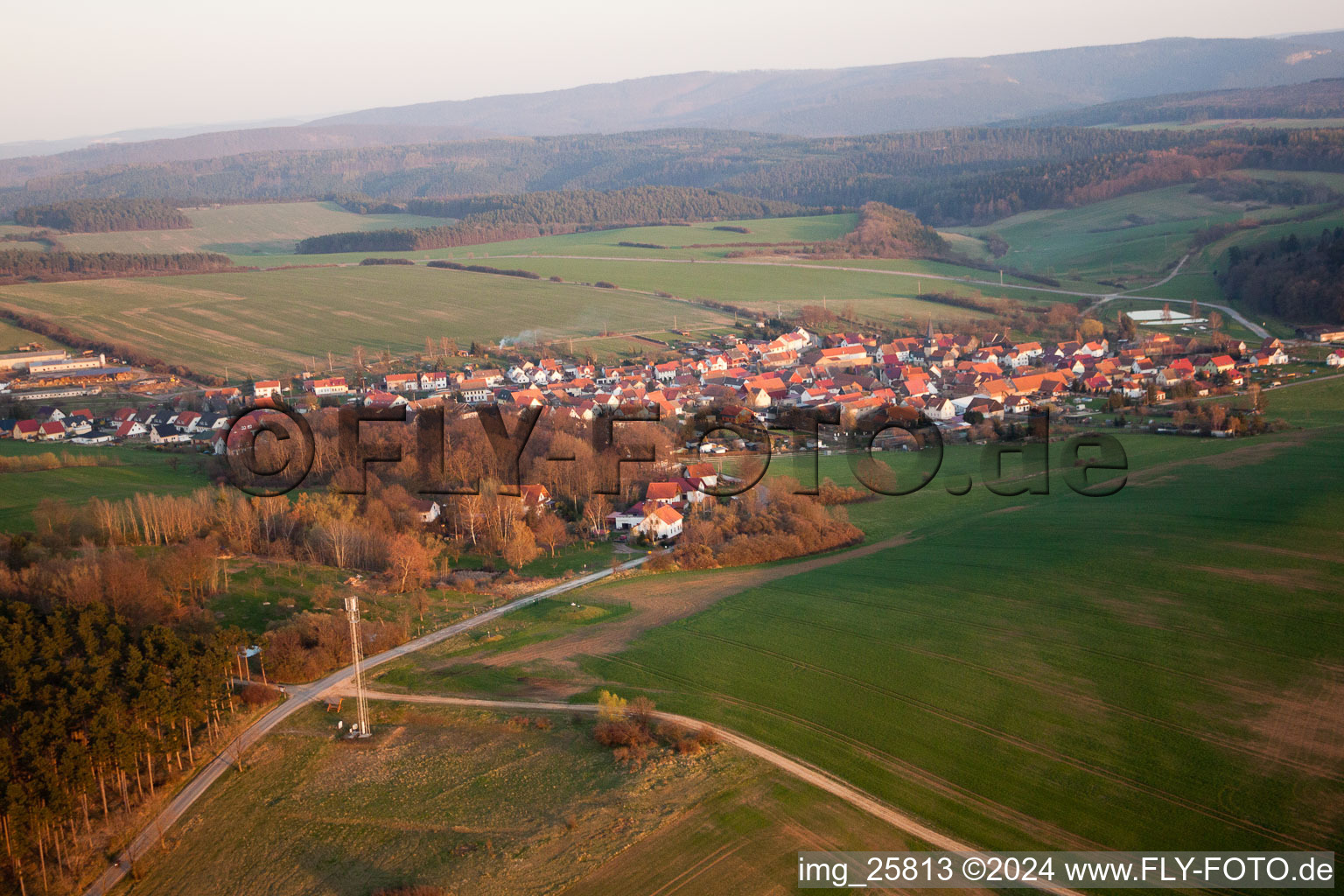 Luftbild von Ortsteil Bittstädt in Amt Wachsenburg im Bundesland Thüringen, Deutschland