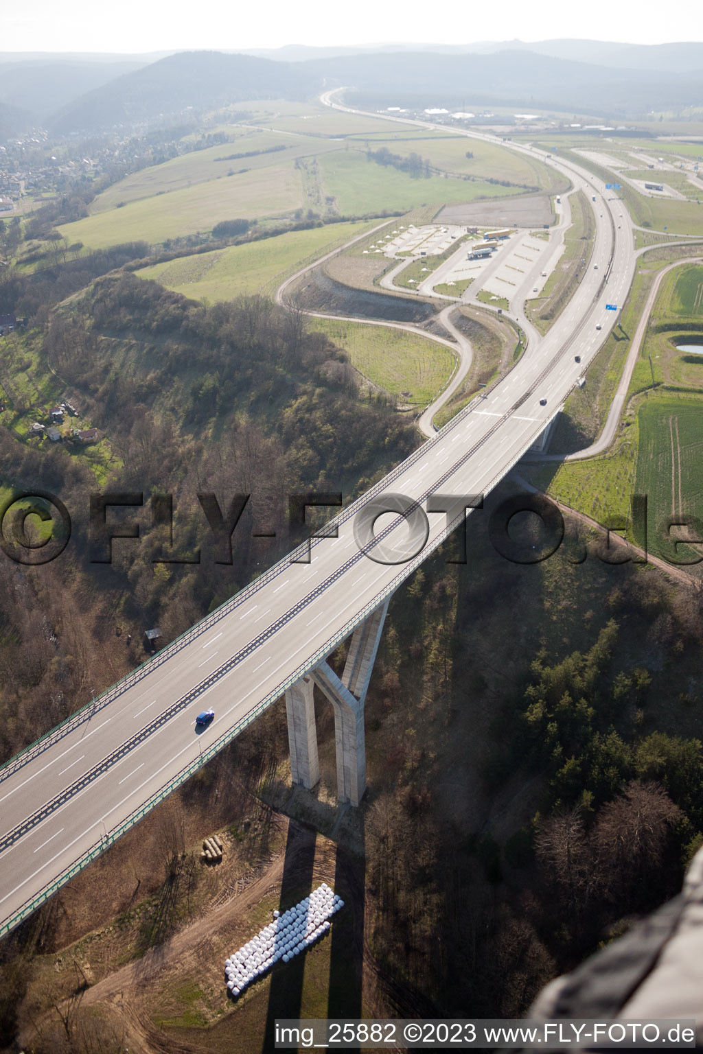 A71 Talbrücke bei Geraberg im Bundesland Thüringen, Deutschland
