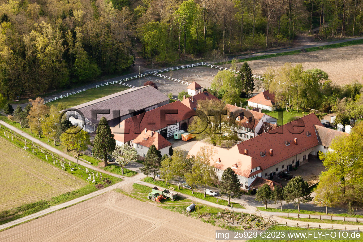 Durlach, Rittnerthof in Karlsruhe im Bundesland Baden-Württemberg, Deutschland aus der Luft