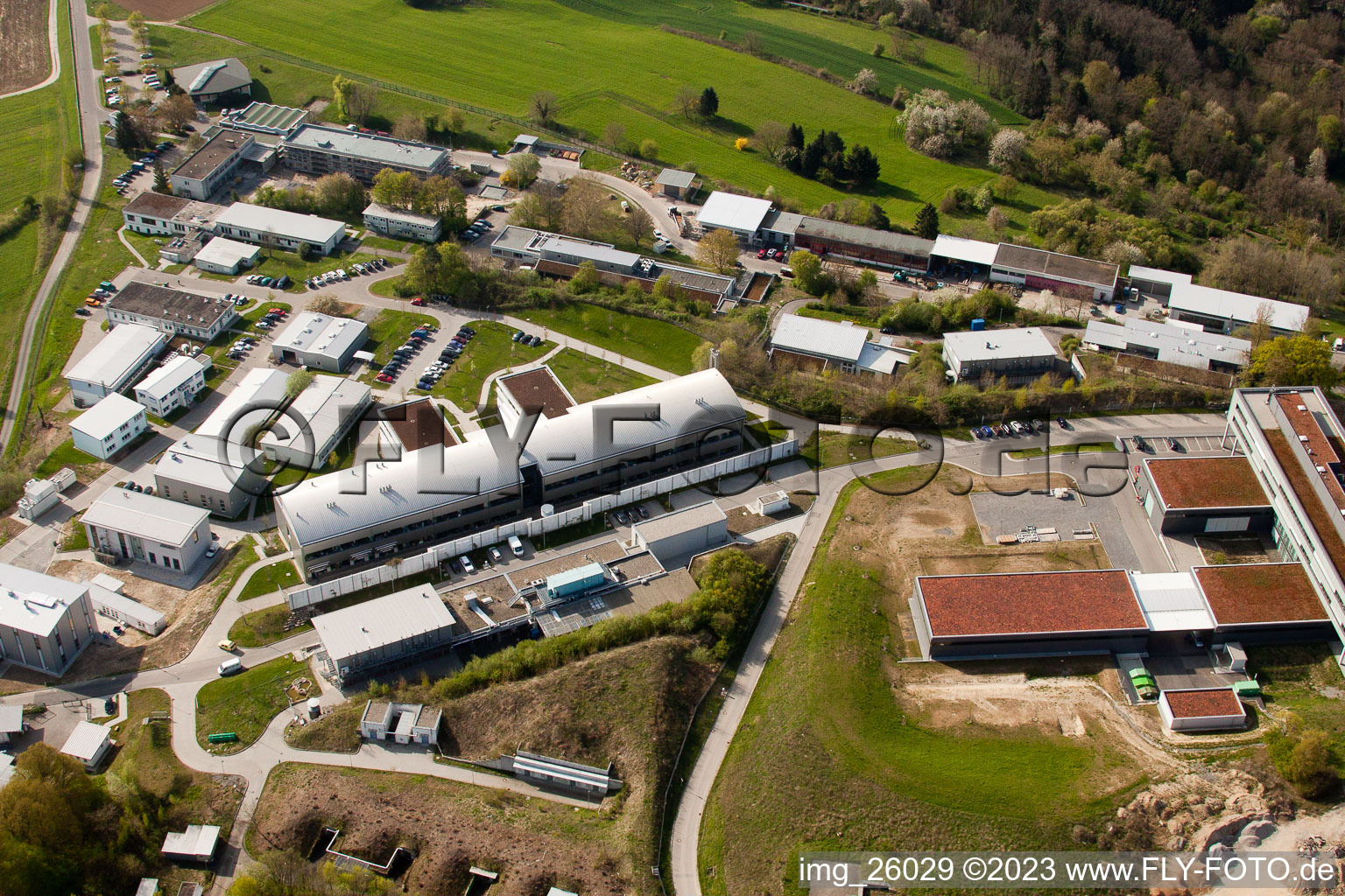 Pfinztal, Fraunhofer-Institut für Chemische Technologie (ICT) im Ortsteil Grötzingen in Karlsruhe im Bundesland Baden-Württemberg, Deutschland aus der Luft betrachtet