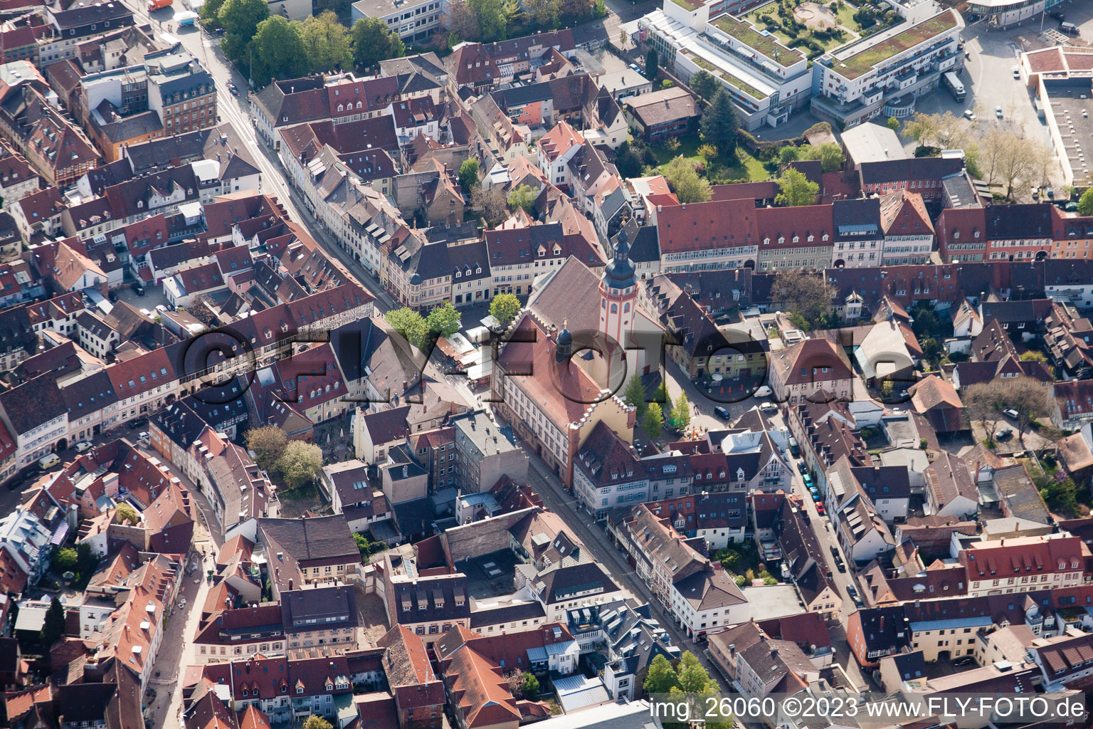 Luftbild von Durlach, Stadtkirche in Karlsruhe im Bundesland Baden-Württemberg, Deutschland
