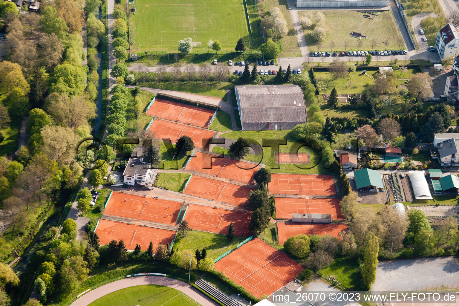 Luftaufnahme von Durlach, Tennisclub am Turmberg-Stadion in Karlsruhe im Bundesland Baden-Württemberg, Deutschland