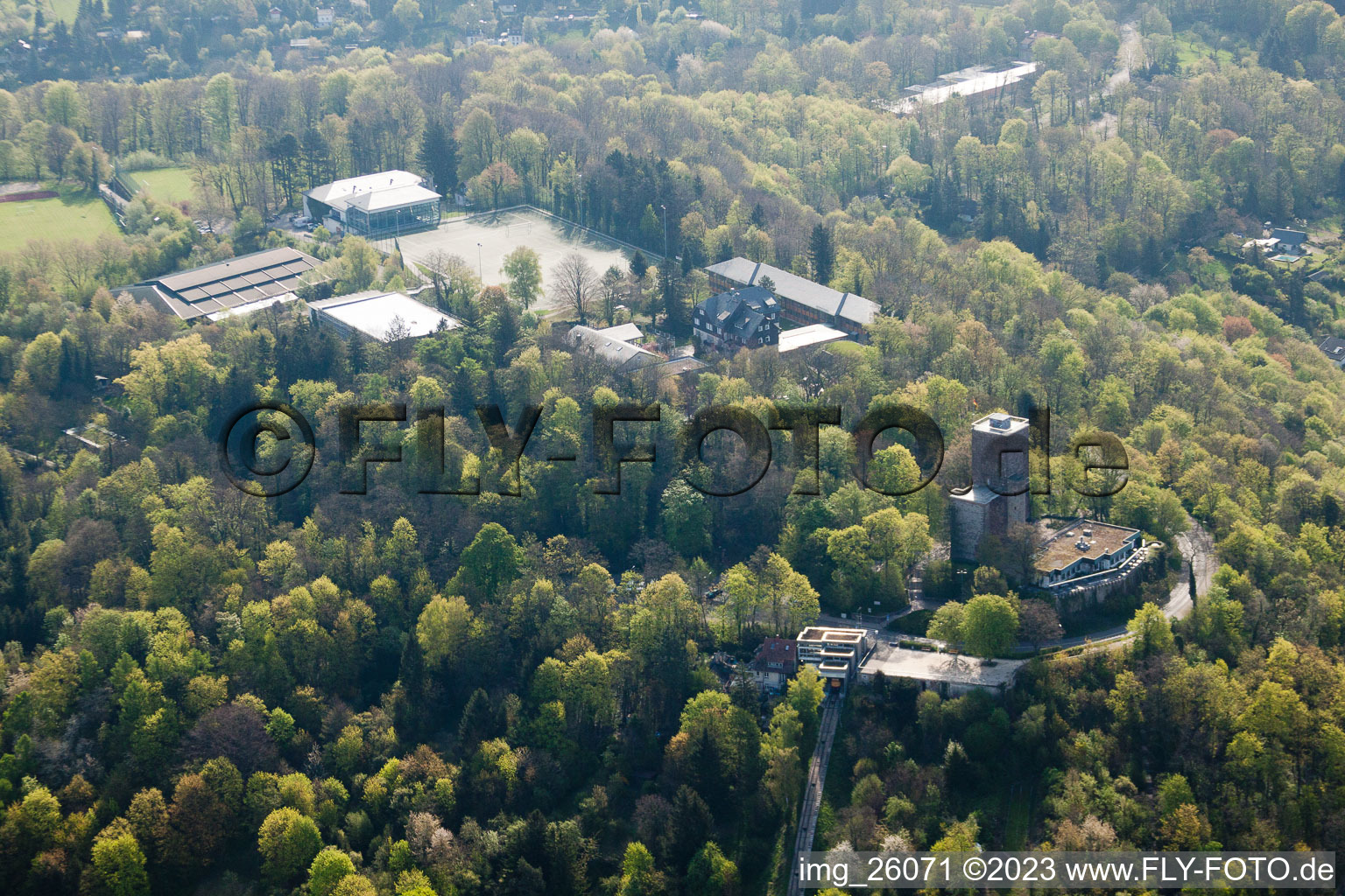 Luftaufnahme von Durlach, Sportschule Schöneck hinterm Turmberg in Karlsruhe im Bundesland Baden-Württemberg, Deutschland