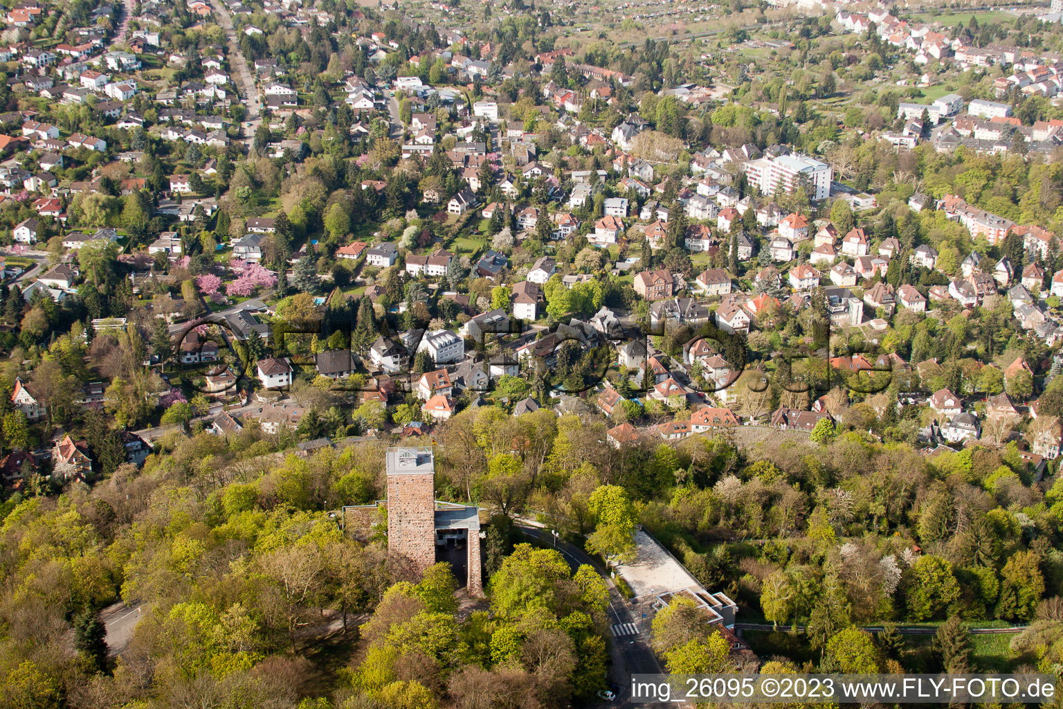 Luftbild von Durlach, Turmberg von Osten in Karlsruhe im Bundesland Baden-Württemberg, Deutschland