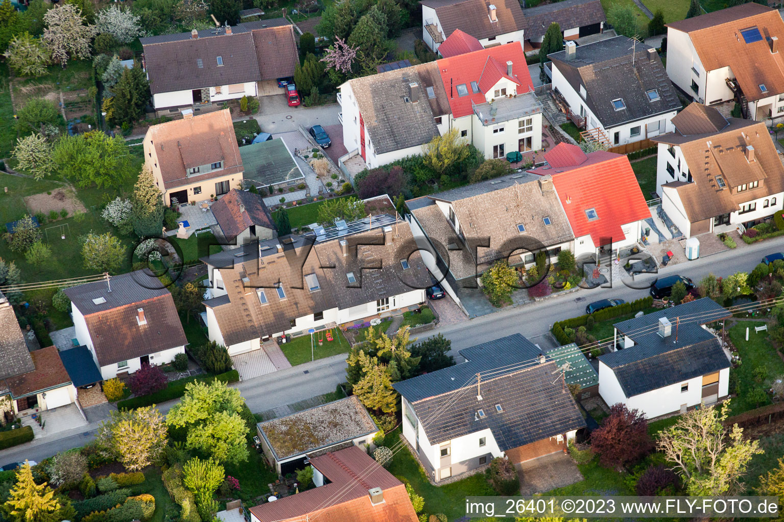 Ortsteil Grünwettersbach in Karlsruhe im Bundesland Baden-Württemberg, Deutschland von einer Drohne aus
