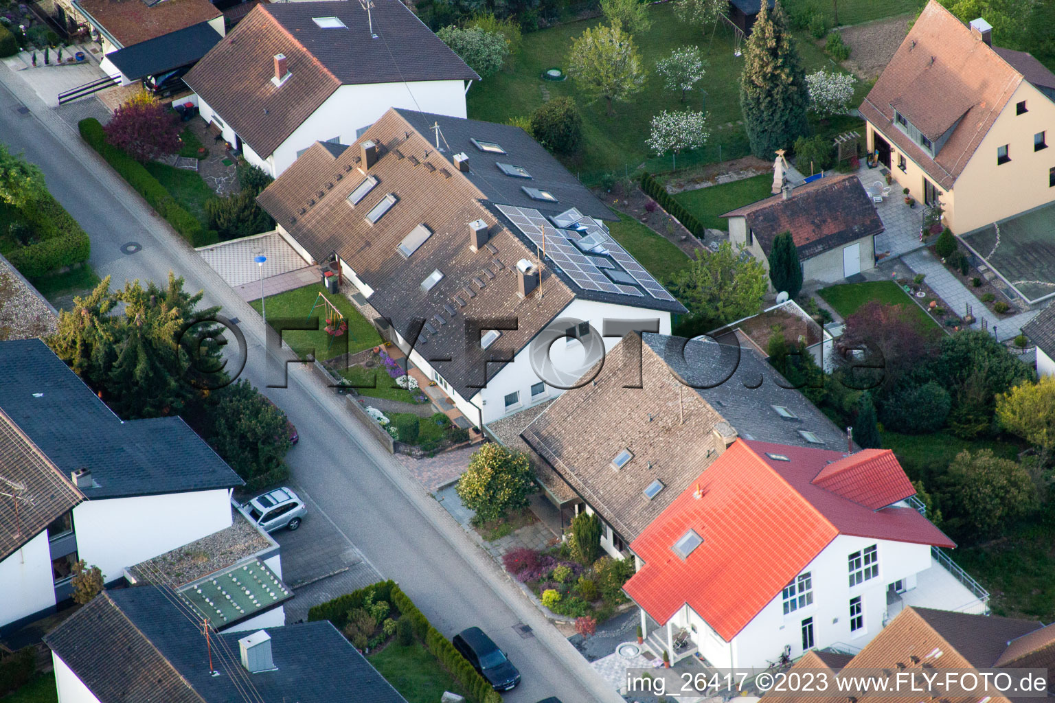 Ortsteil Grünwettersbach in Karlsruhe im Bundesland Baden-Württemberg, Deutschland aus der Drohnenperspektive