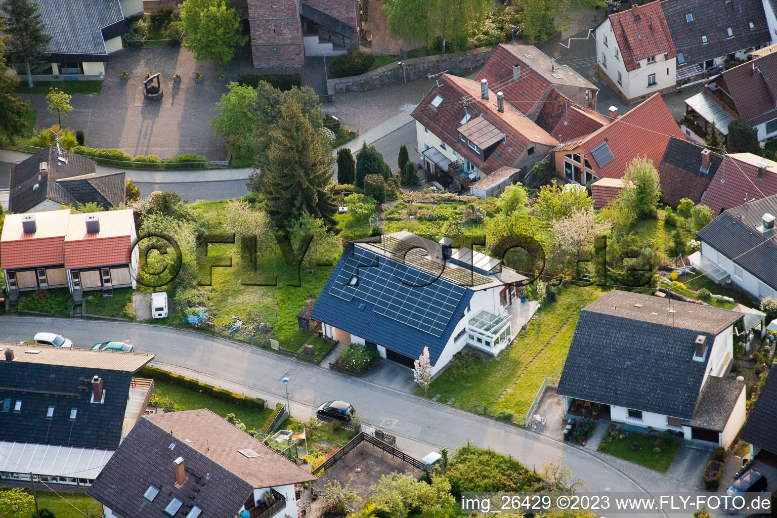 Ortsteil Grünwettersbach in Karlsruhe im Bundesland Baden-Württemberg, Deutschland aus der Luft