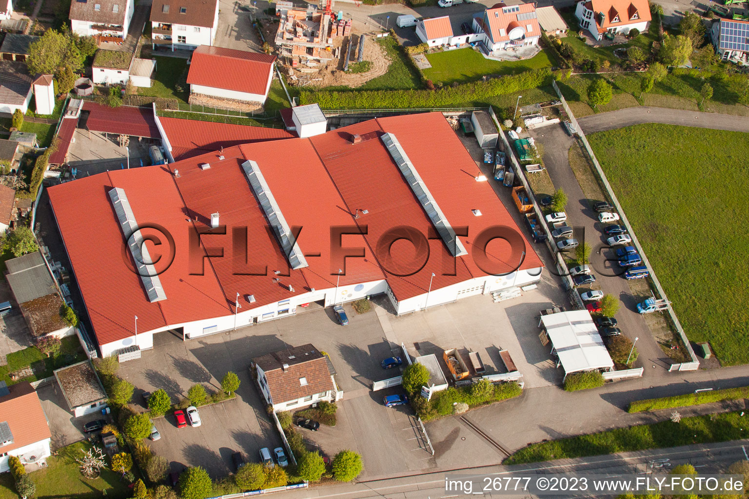 Luftaufnahme von Stupferich, Schneider Dach + Holzbau GmbH in Karlsruhe im Bundesland Baden-Württemberg, Deutschland