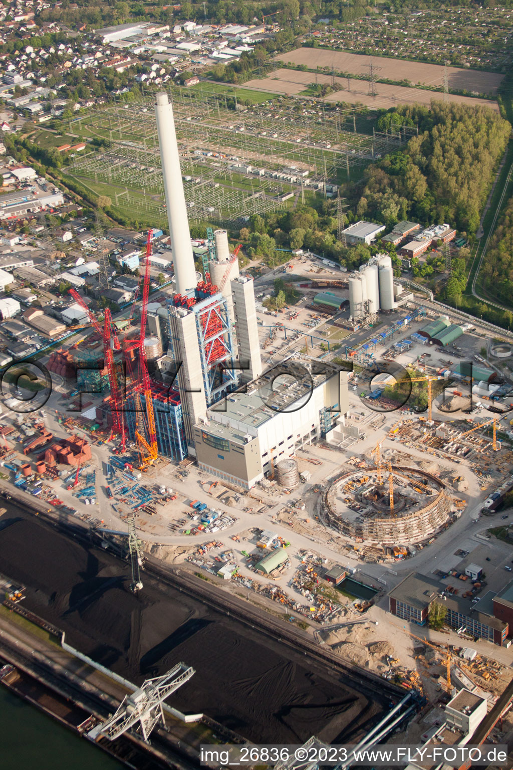 Luftbild von Karlsruhe Rheinhafen, EnBW Neubau Kohlekraftwerk am Rhein im Bundesland Baden-Württemberg, Deutschland