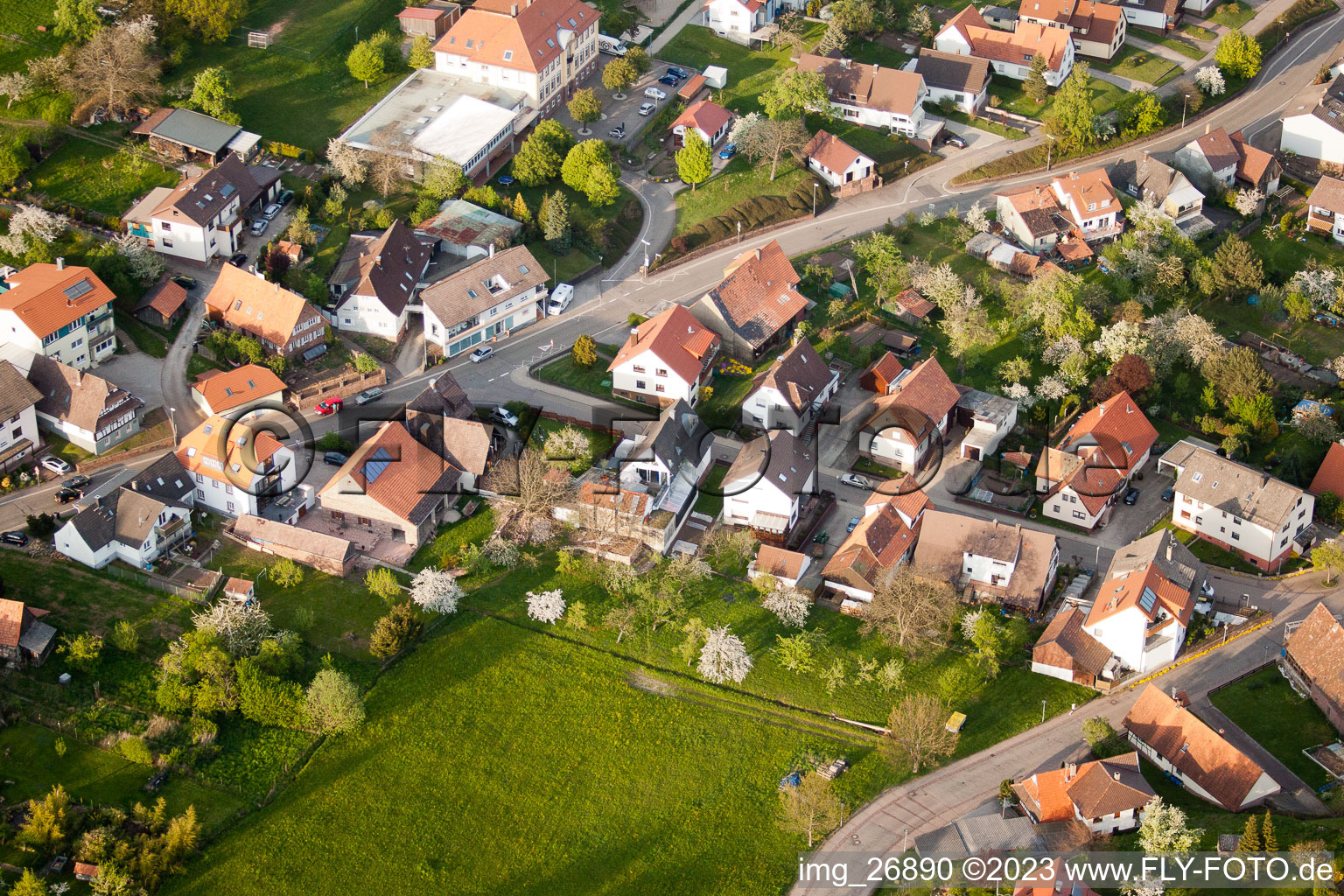 Ortsteil Völkersbach in Malsch im Bundesland Baden-Württemberg, Deutschland von der Drohne aus gesehen