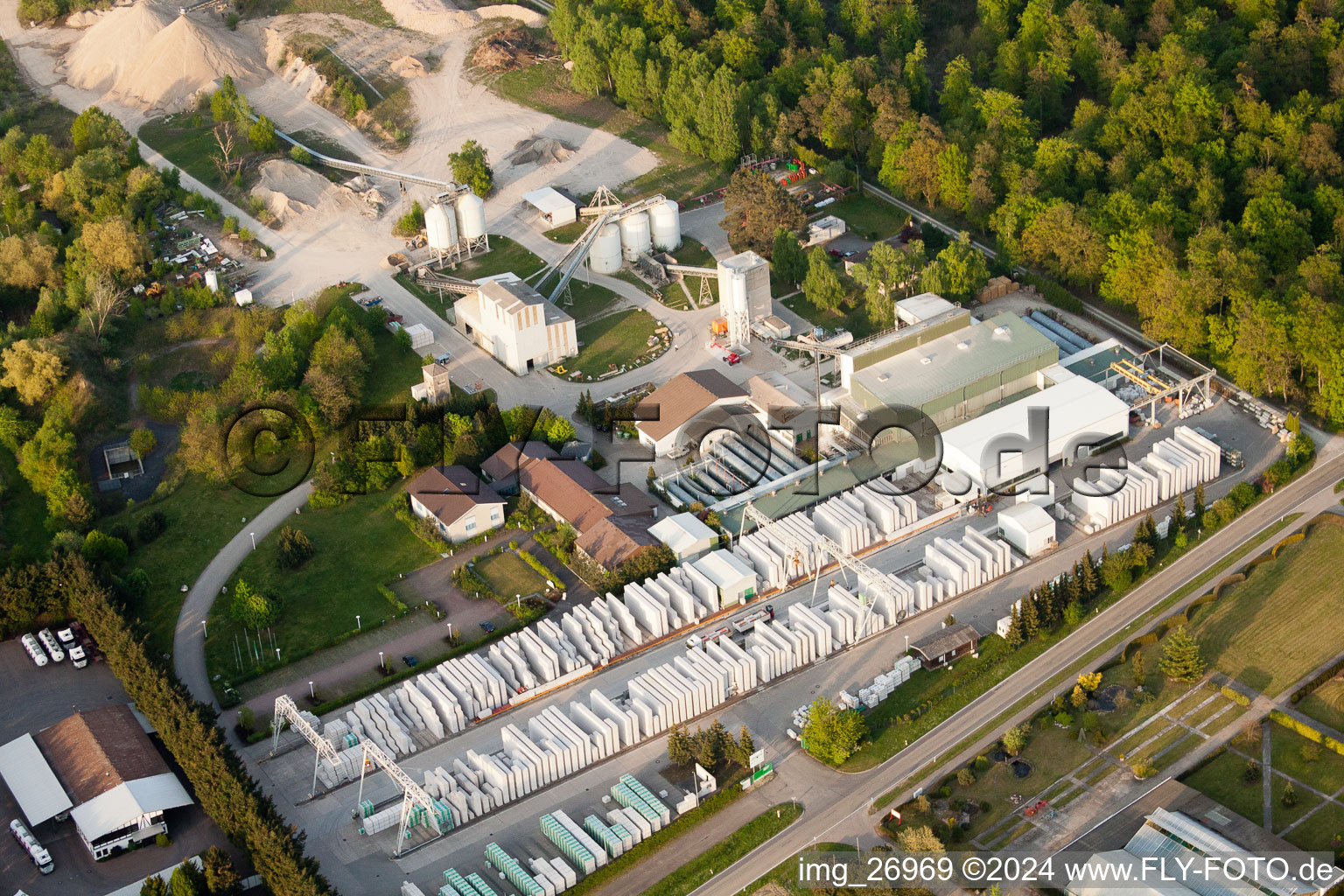 H+H Kalksandstein GmbH in Durmersheim im Bundesland Baden-Württemberg, Deutschland von oben