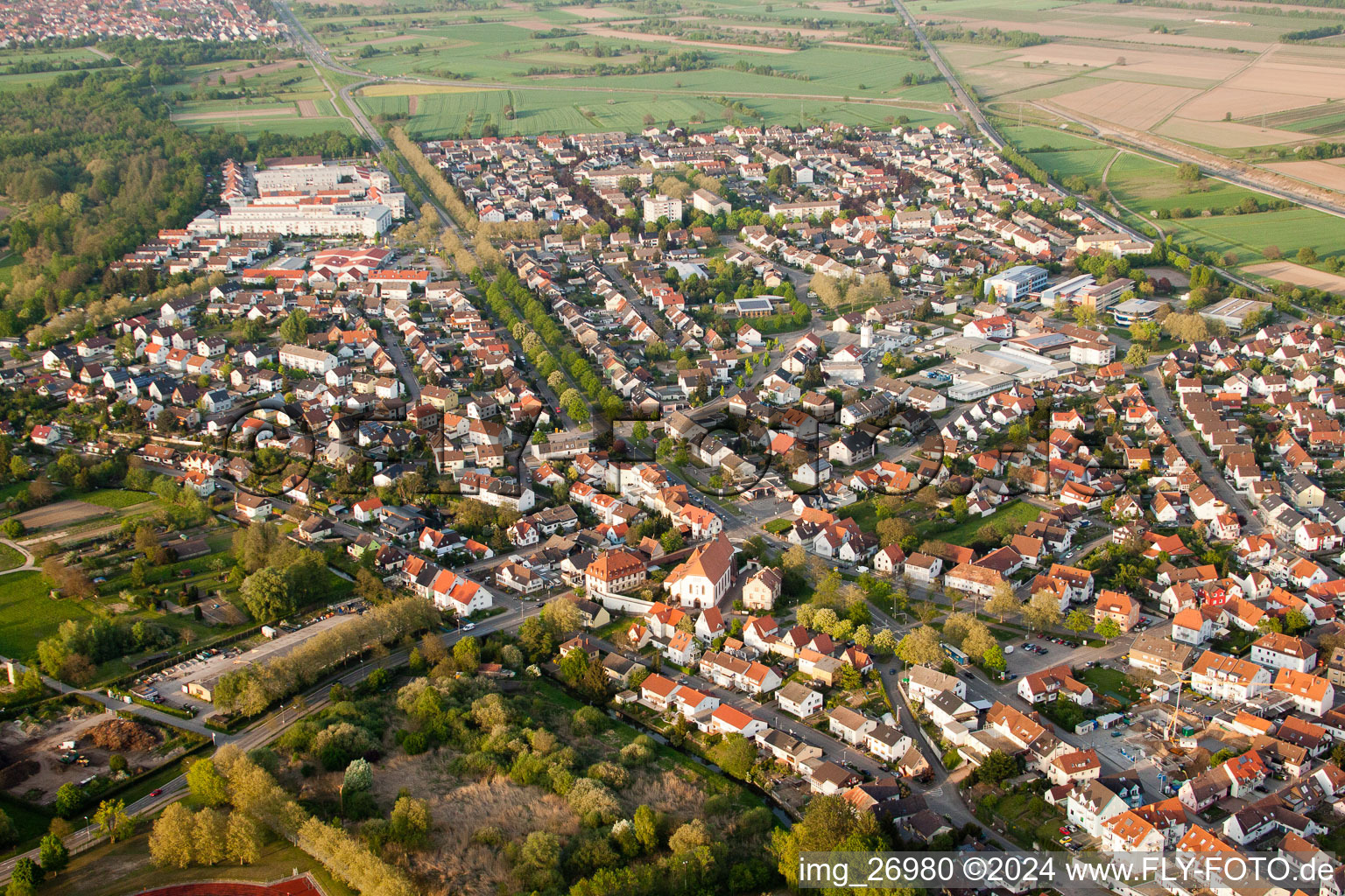 Luftaufnahme von Durmersheim von Südwesten im Bundesland Baden-Württemberg, Deutschland