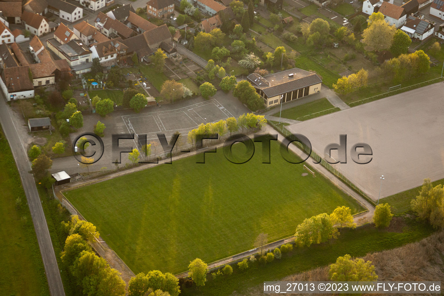 Büchelberg, Fussballplätze in Wörth am Rhein im Bundesland Rheinland-Pfalz, Deutschland