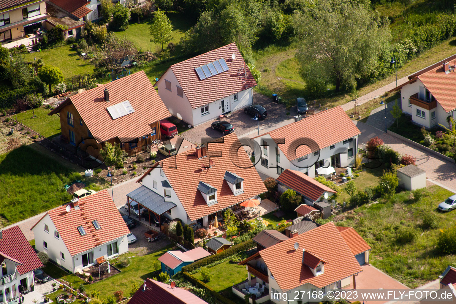 Ortsteil Mörzheim in Landau in der Pfalz im Bundesland Rheinland-Pfalz, Deutschland von oben