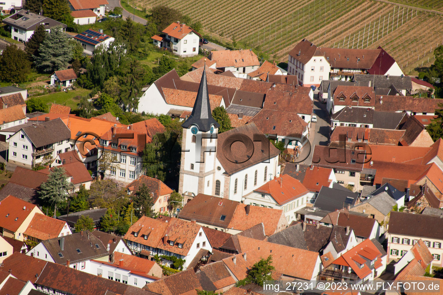 Ortsteil Mörzheim in Landau in der Pfalz im Bundesland Rheinland-Pfalz, Deutschland von oben gesehen