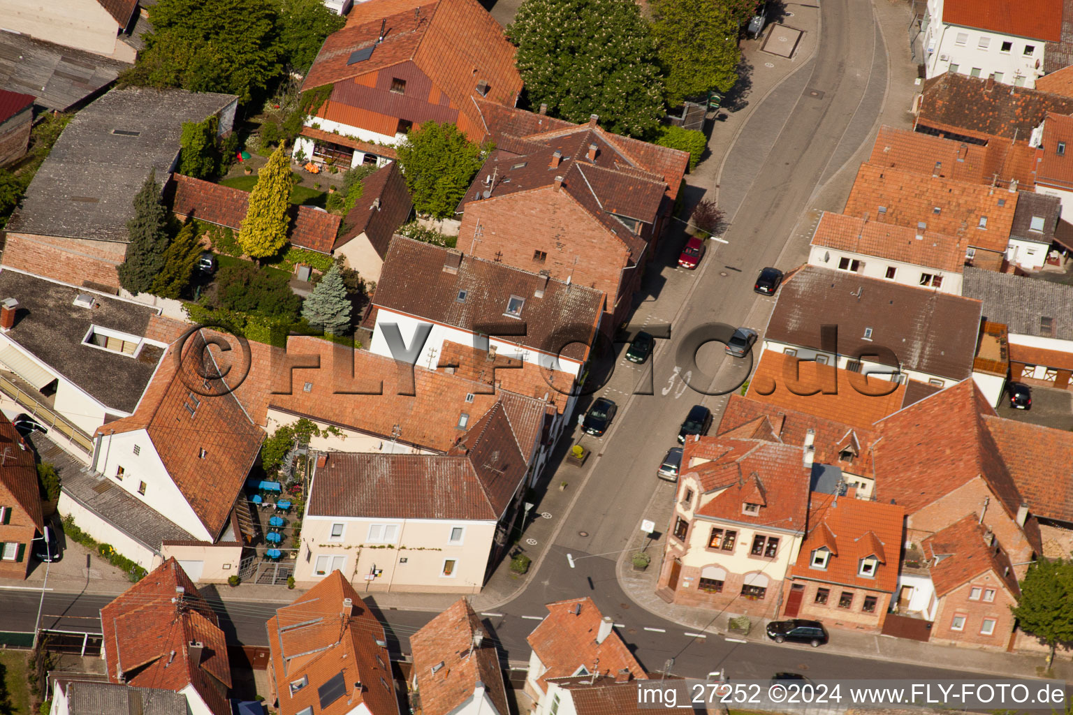 Luftaufnahme von Zum Eck im Ortsteil Wollmesheim in Landau in der Pfalz im Bundesland Rheinland-Pfalz, Deutschland