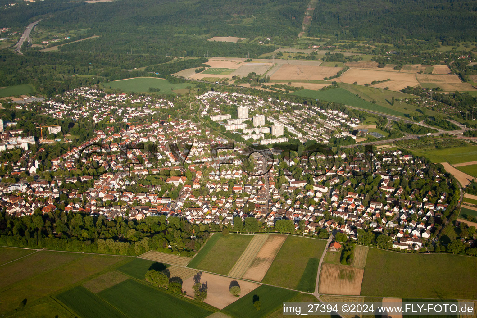 Drohnenaufname von Ortsteil Rüppurr in Karlsruhe im Bundesland Baden-Württemberg, Deutschland