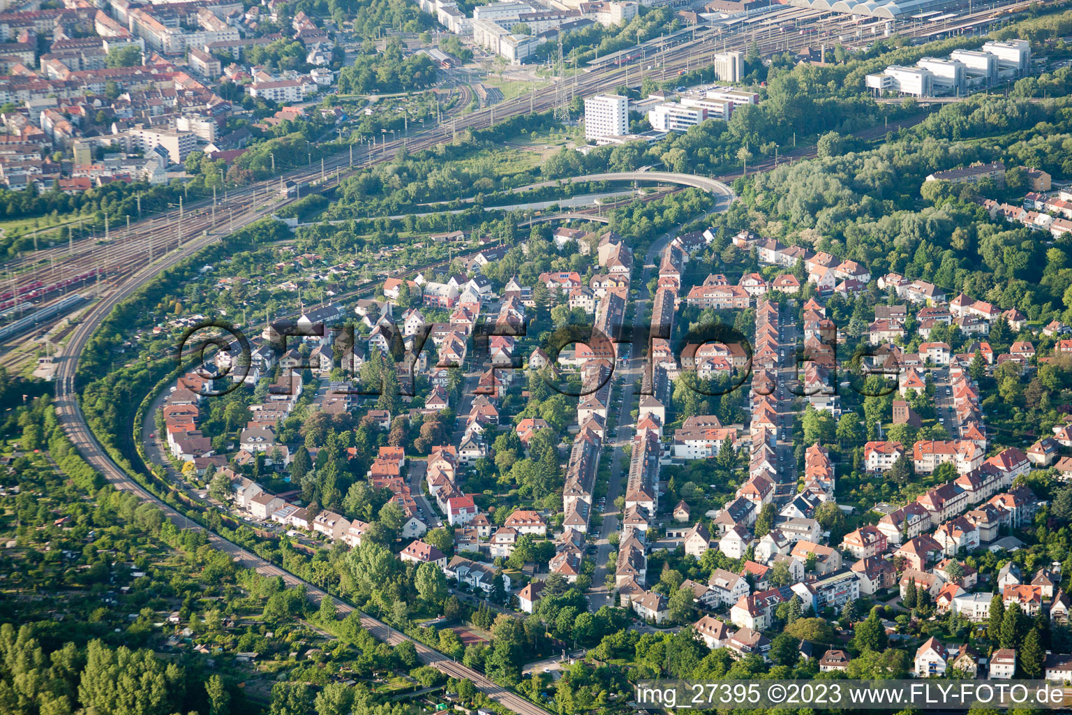Luftaufnahme von Dammerstock im Ortsteil Weiherfeld-Dammerstock in Karlsruhe im Bundesland Baden-Württemberg, Deutschland
