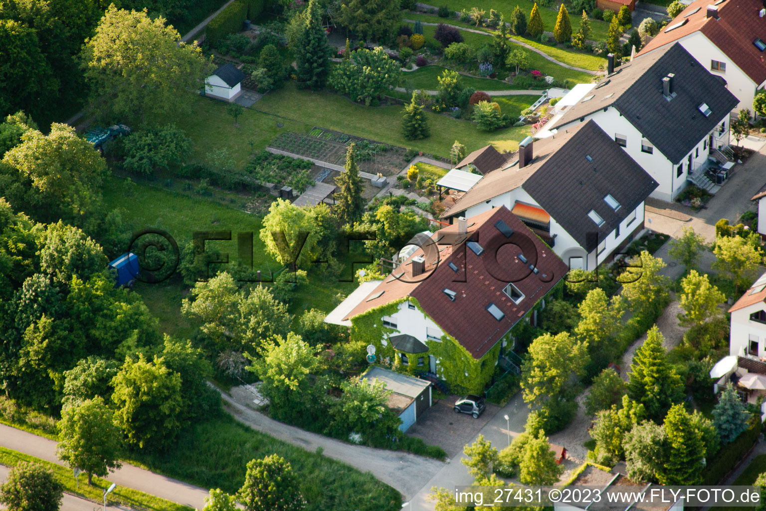 Durlach Aue in Karlsruhe im Bundesland Baden-Württemberg, Deutschland aus der Luft betrachtet