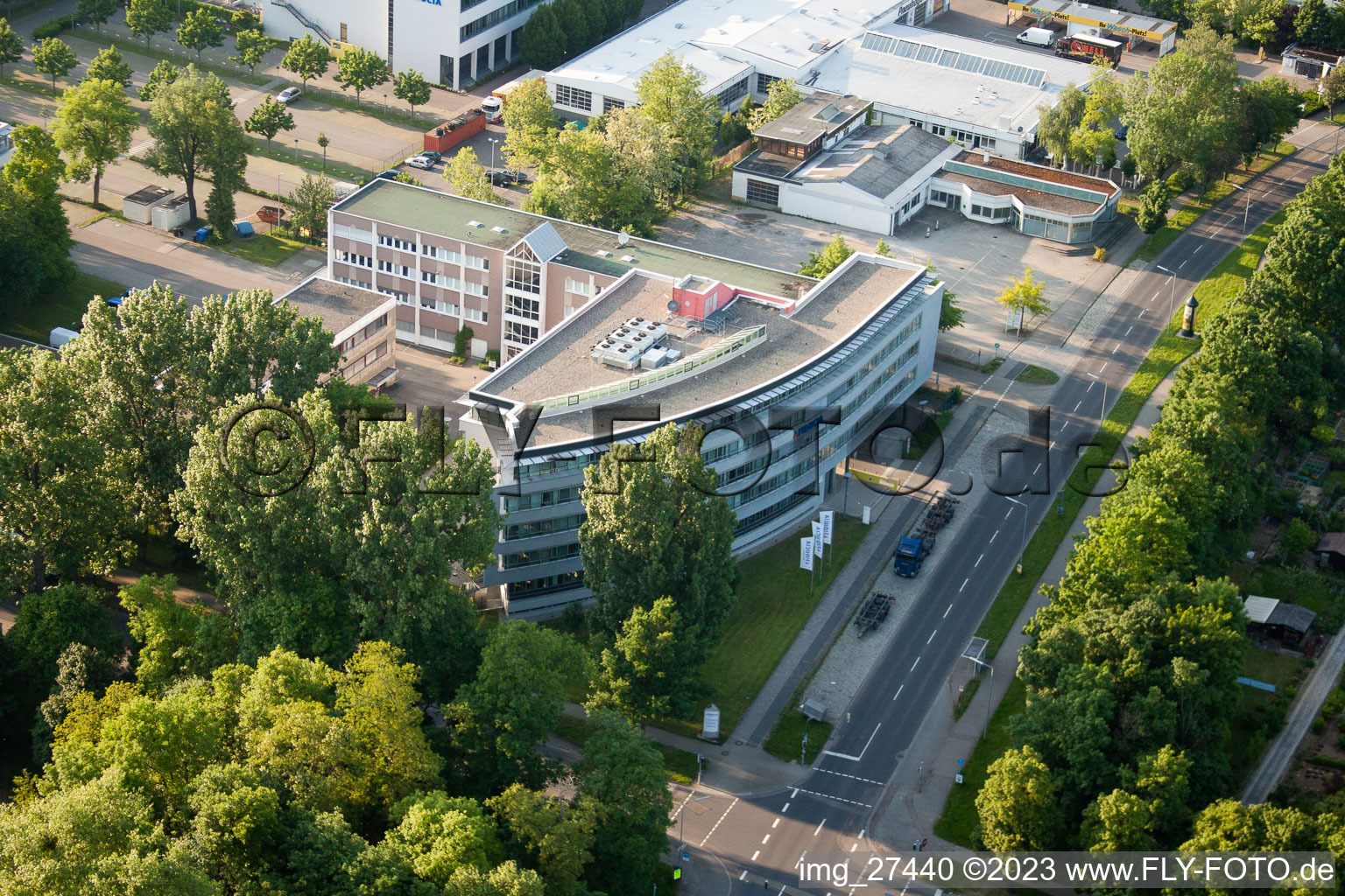 Luftbild von Atruvia im Ortsteil Durlach in Karlsruhe im Bundesland Baden-Württemberg, Deutschland