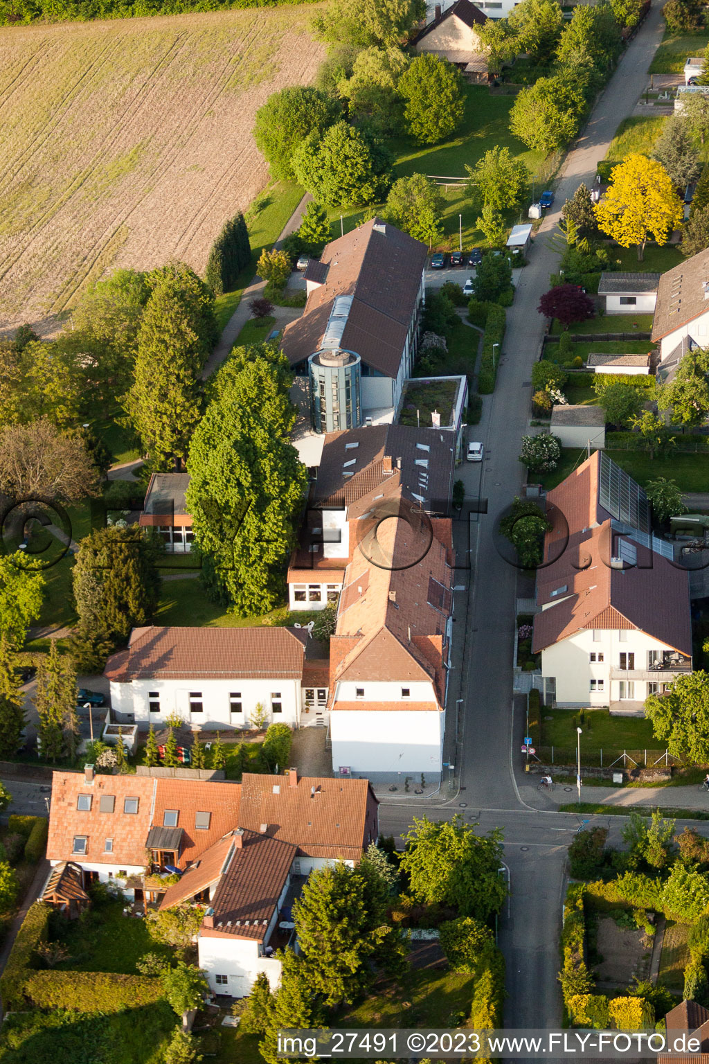 Luftaufnahme von Thomashof im Ortsteil Durlach in Karlsruhe im Bundesland Baden-Württemberg, Deutschland