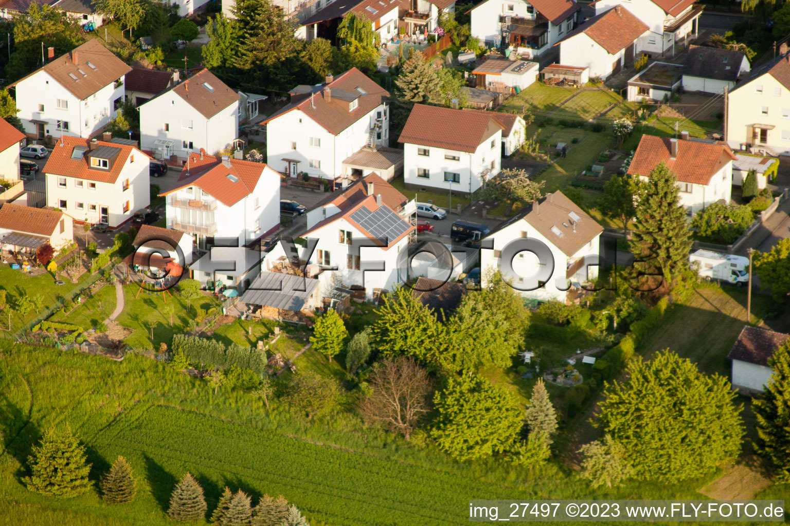 Stupferich im Ortsteil Hohenwettersbach in Karlsruhe im Bundesland Baden-Württemberg, Deutschland von oben