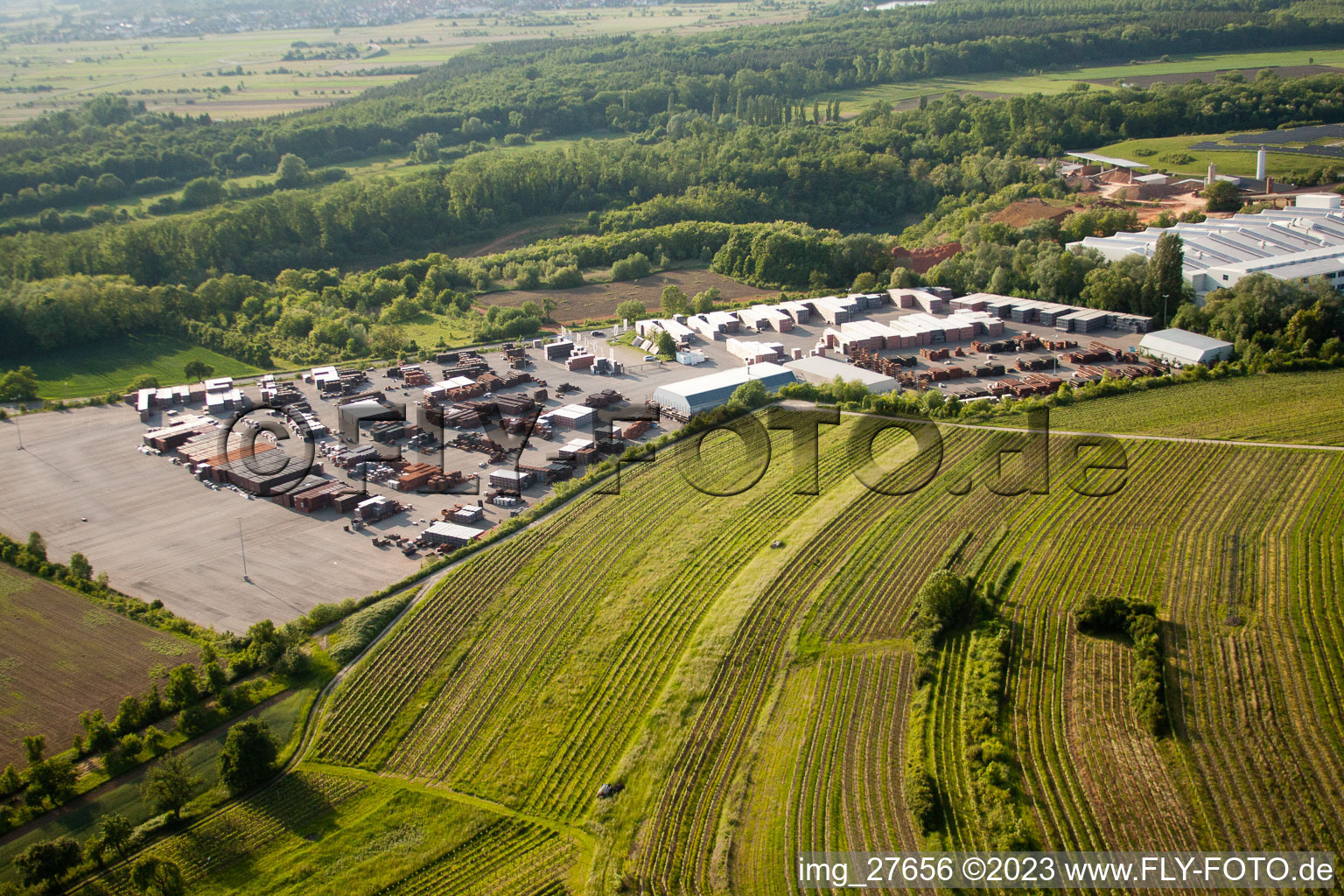 Luftbild von Technische Anlagen im Industriegebiet WIENERBERGER MALSCH im Ortsteil Rot in Malsch im Bundesland Baden-Württemberg, Deutschland