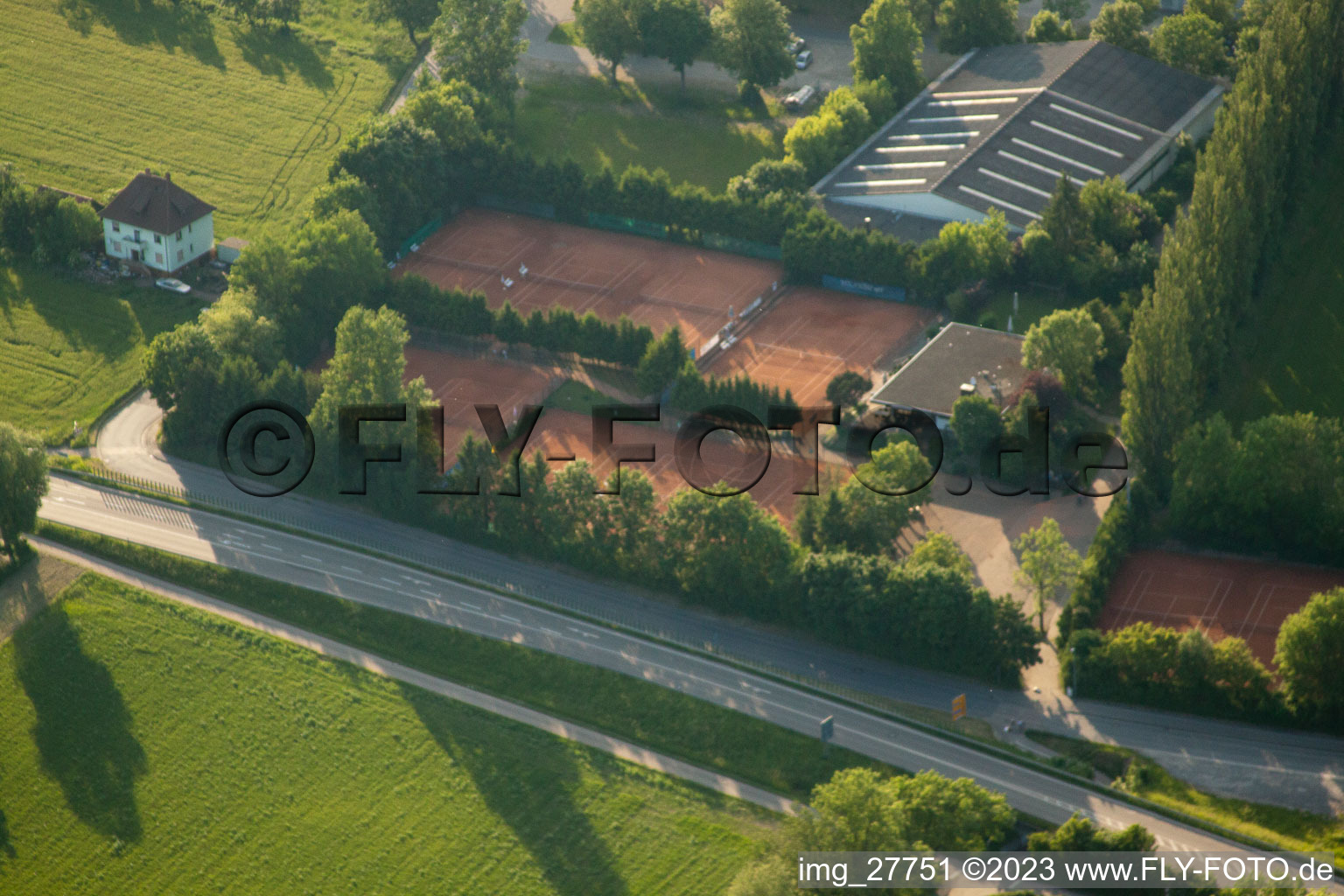 Luftbild von Tennisclub Rot Weiss e.V in Wiesloch im Bundesland Baden-Württemberg, Deutschland