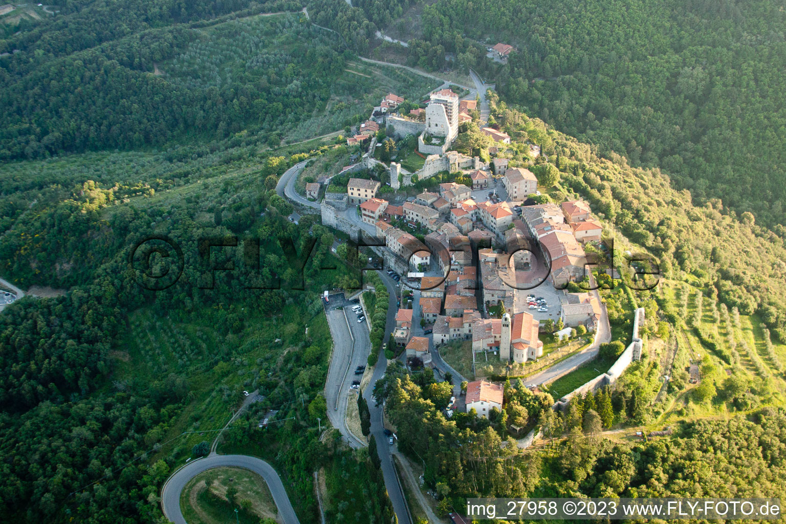 Luftbild von Civitella in Val di Chiana im Bundesland Toscana, Italien