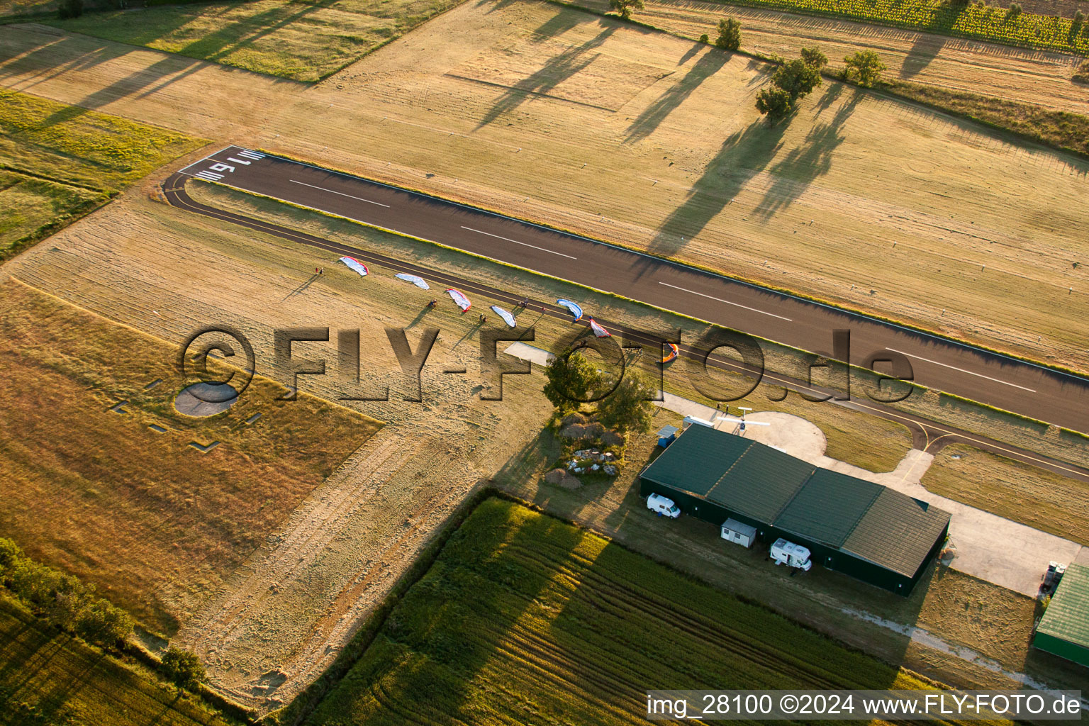 UL-Flugplatz von Castello Fiorentino im Bundesland Toscana, Italien