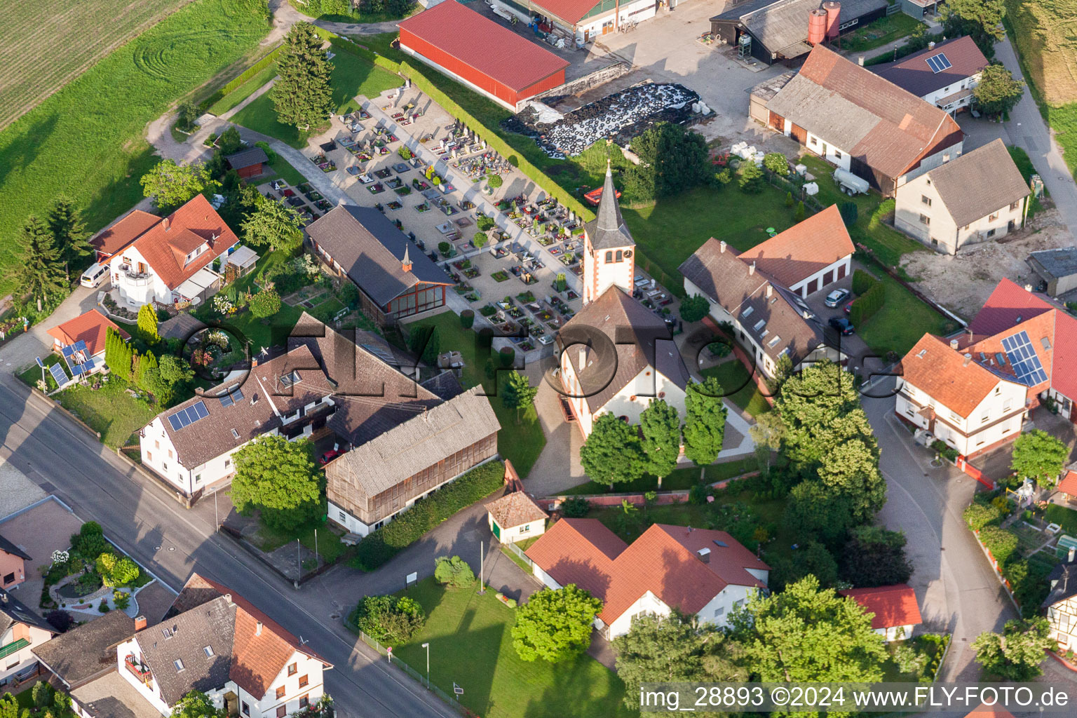 Luftaufnahme von Dorf - Ansicht im Ortsteil Linx in Rheinau im Bundesland Baden-Württemberg, Deutschland