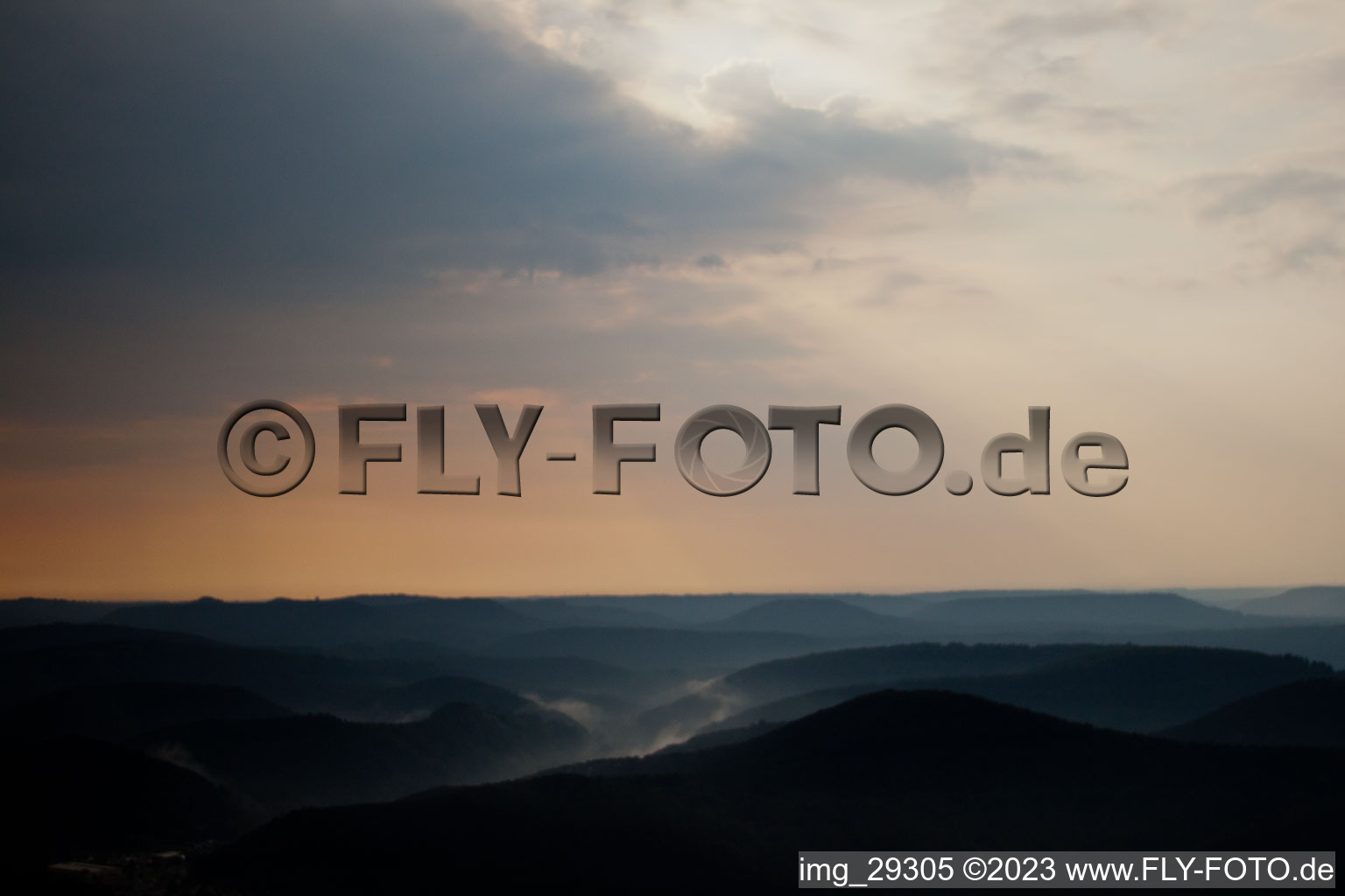 Drohnenbild von Dahn im Bundesland Rheinland-Pfalz, Deutschland