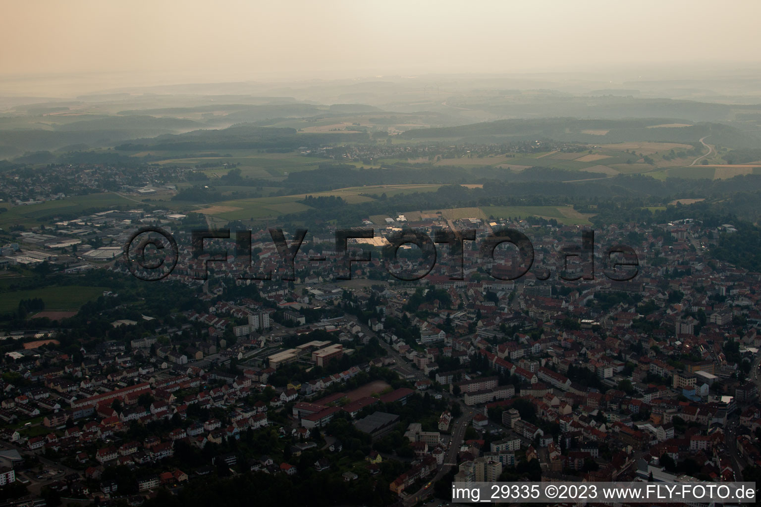 Schrägluftbild von Pirmasens im Bundesland Rheinland-Pfalz, Deutschland
