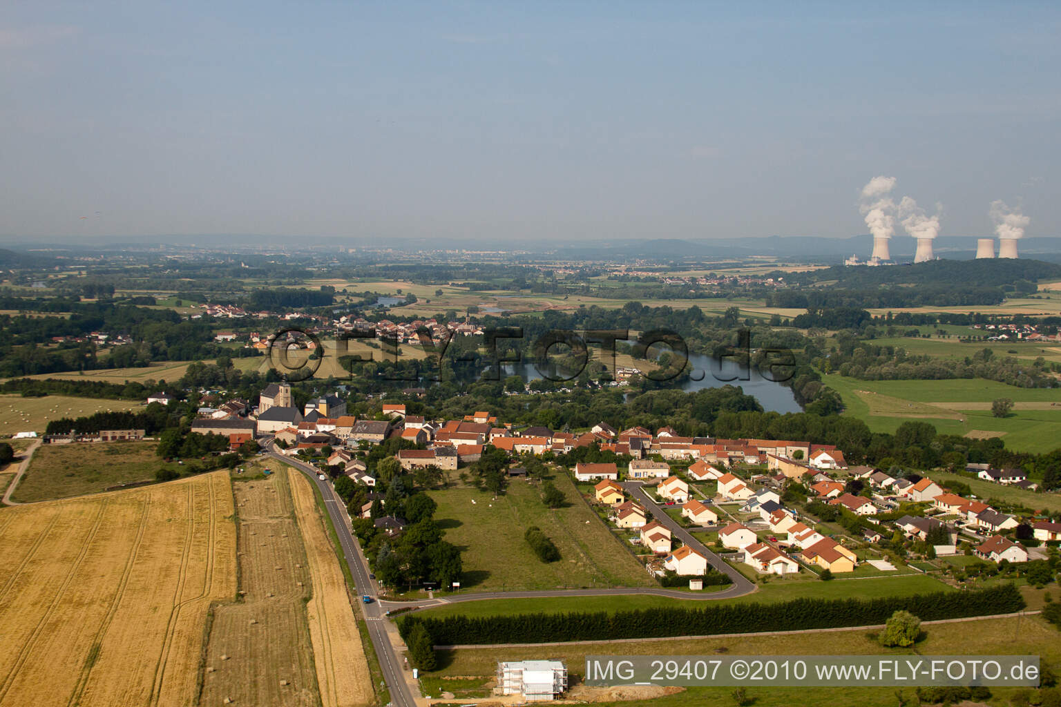 Luftaufnahme von Berg-sur-Moselle, Frankreich
