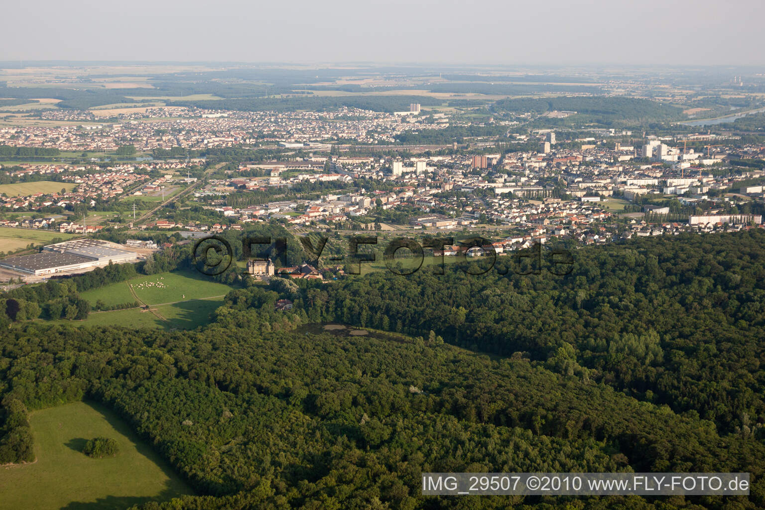 Luftbild von Thionville im Bundesland Moselle, Frankreich