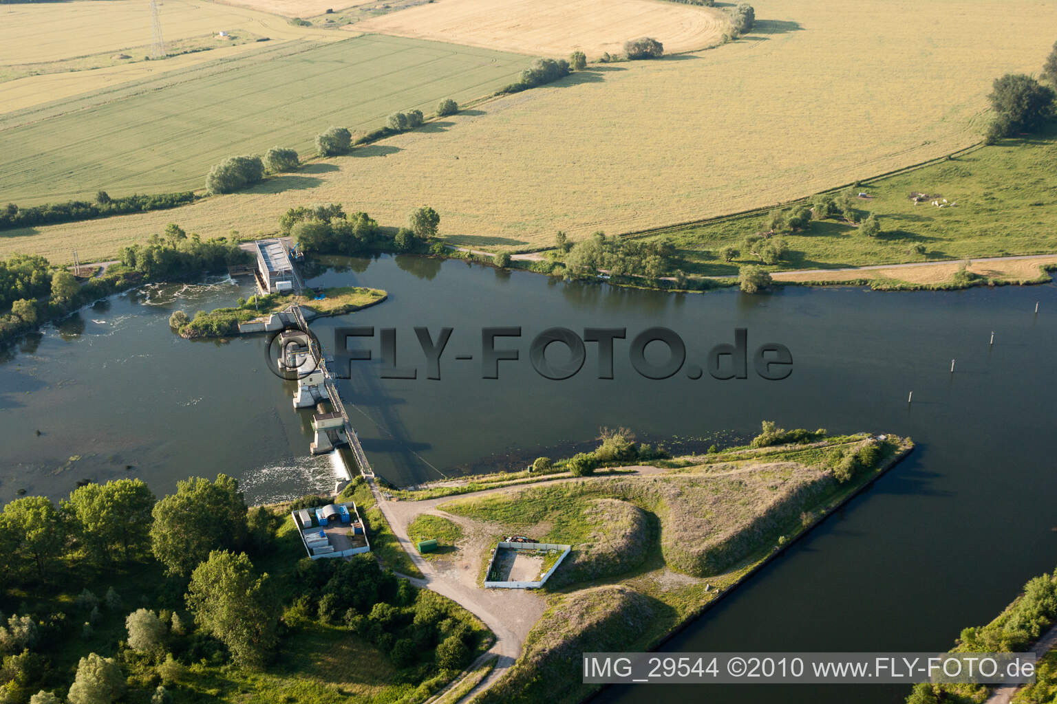 Moselschleuse in Bertrange im Bundesland Moselle, Frankreich