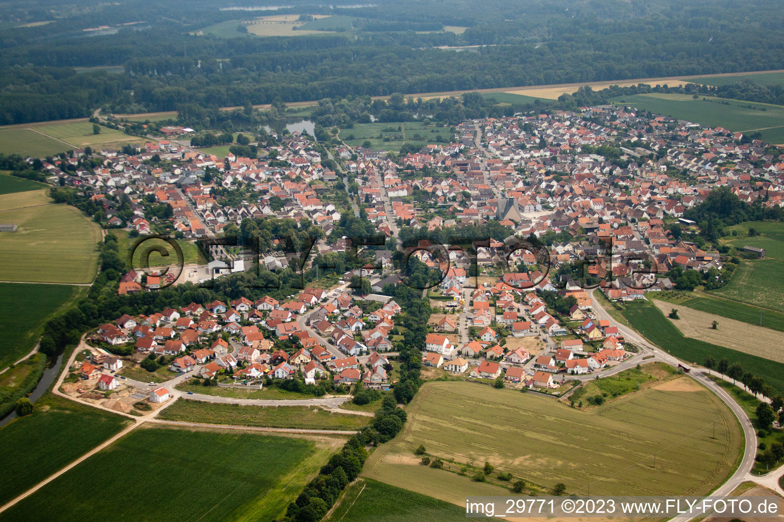 Leimersheim im Bundesland Rheinland-Pfalz, Deutschland aus der Luft