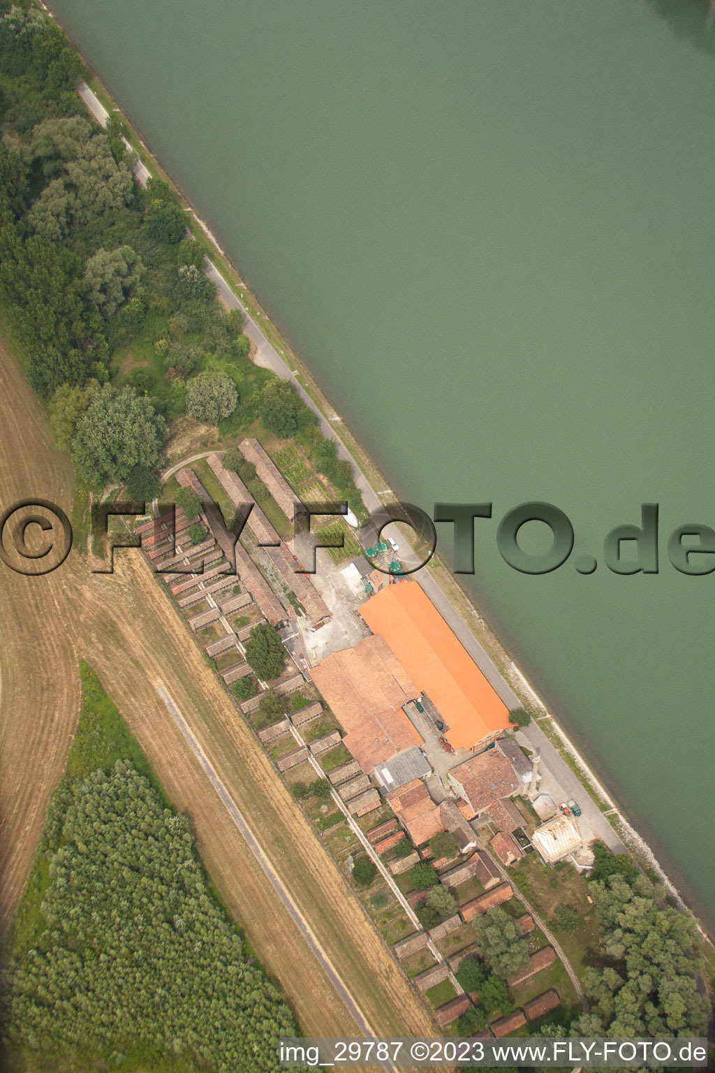 Luftbild von Sondernheim, alte Ziegelei in Germersheim im Bundesland Rheinland-Pfalz, Deutschland