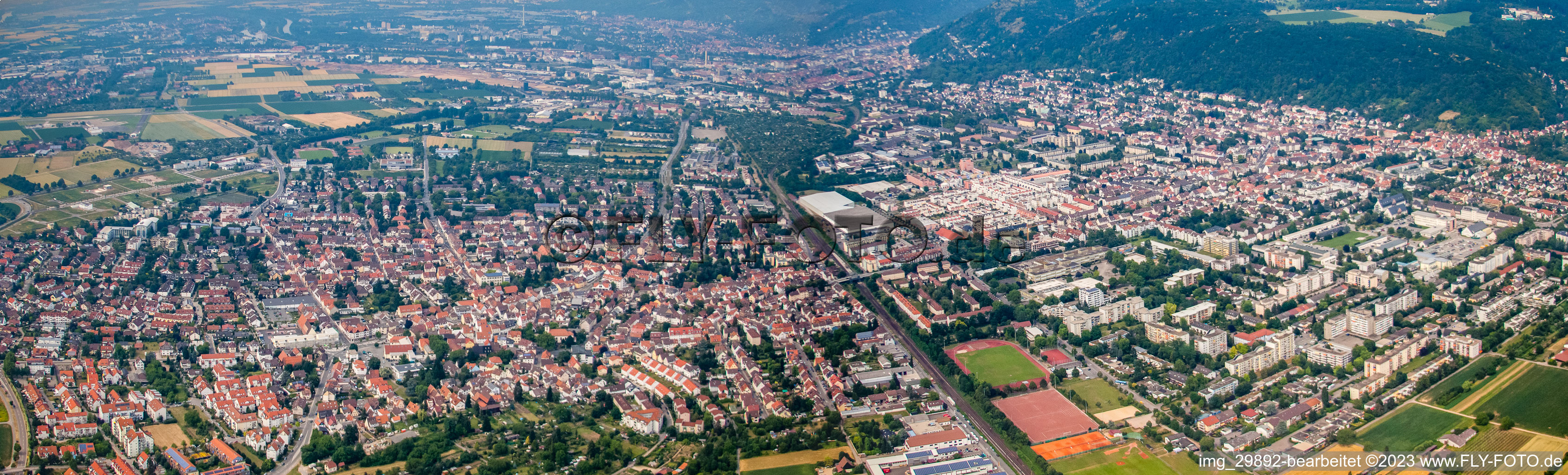 Panorama im Ortsteil Kirchheim in Heidelberg im Bundesland Baden-Württemberg, Deutschland