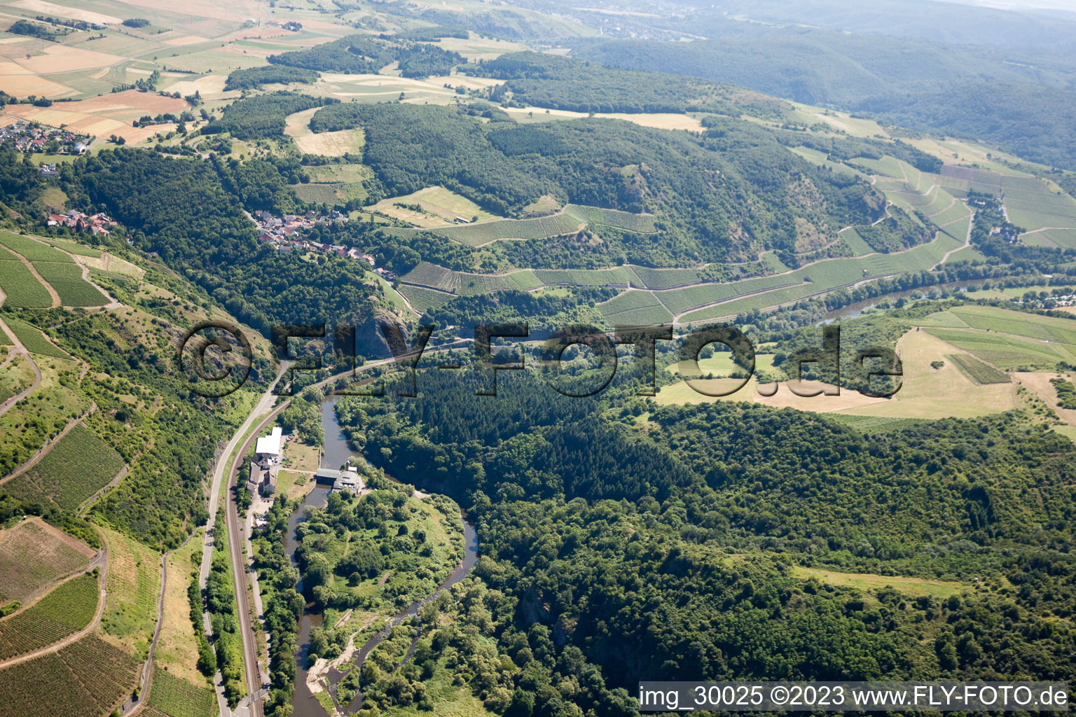 Luftbild von Schloßböckelheim im Bundesland Rheinland-Pfalz, Deutschland