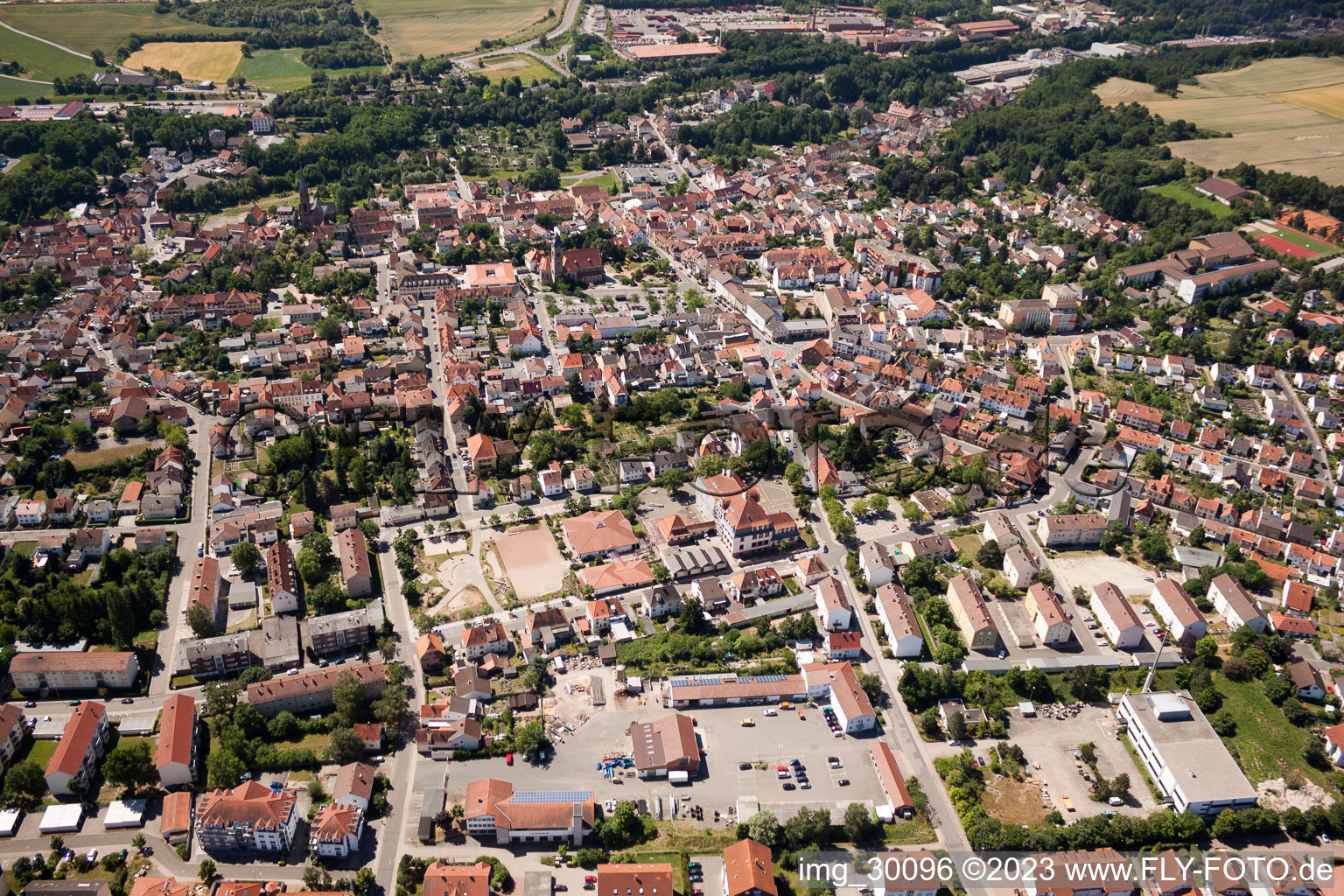Eisenberg im Bundesland Rheinland-Pfalz, Deutschland von oben