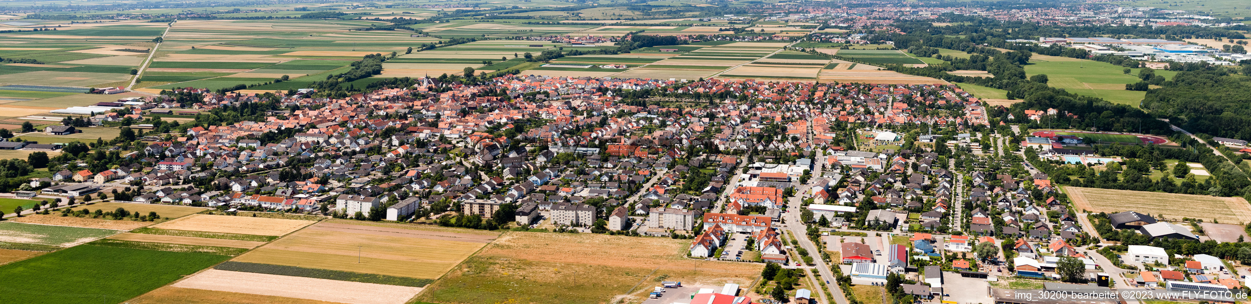 Panorama in Offenbach an der Queich im Bundesland Rheinland-Pfalz, Deutschland
