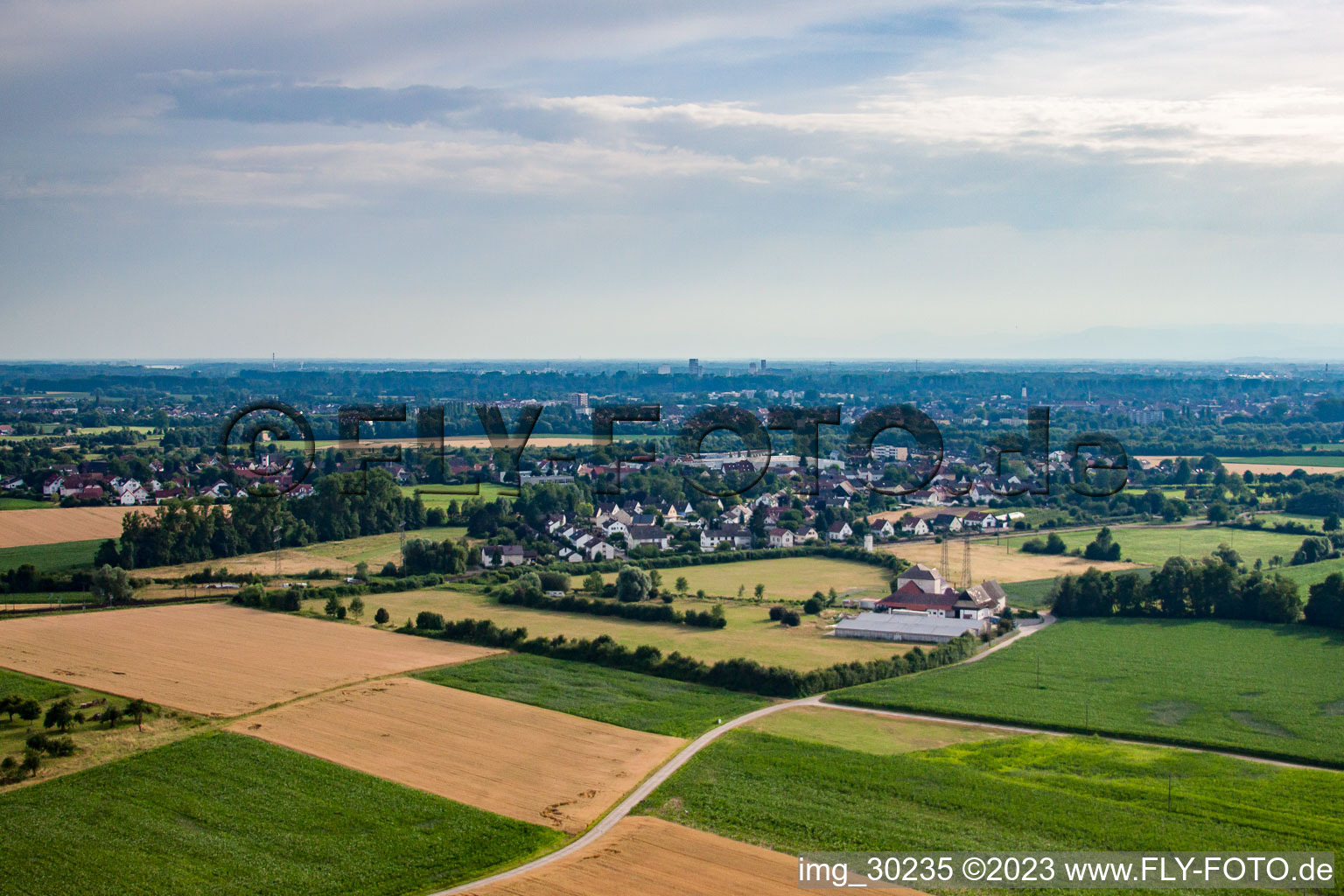 Luftbild von Ortsteil Neumühl in Kehl im Bundesland Baden-Württemberg, Deutschland
