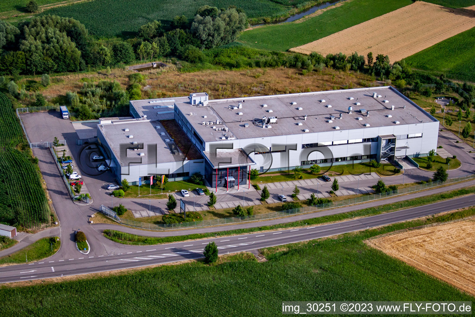 ADA Cosmetics International GmbH im Ortsteil Bodersweier in Kehl im Bundesland Baden-Württemberg, Deutschland aus der Luft